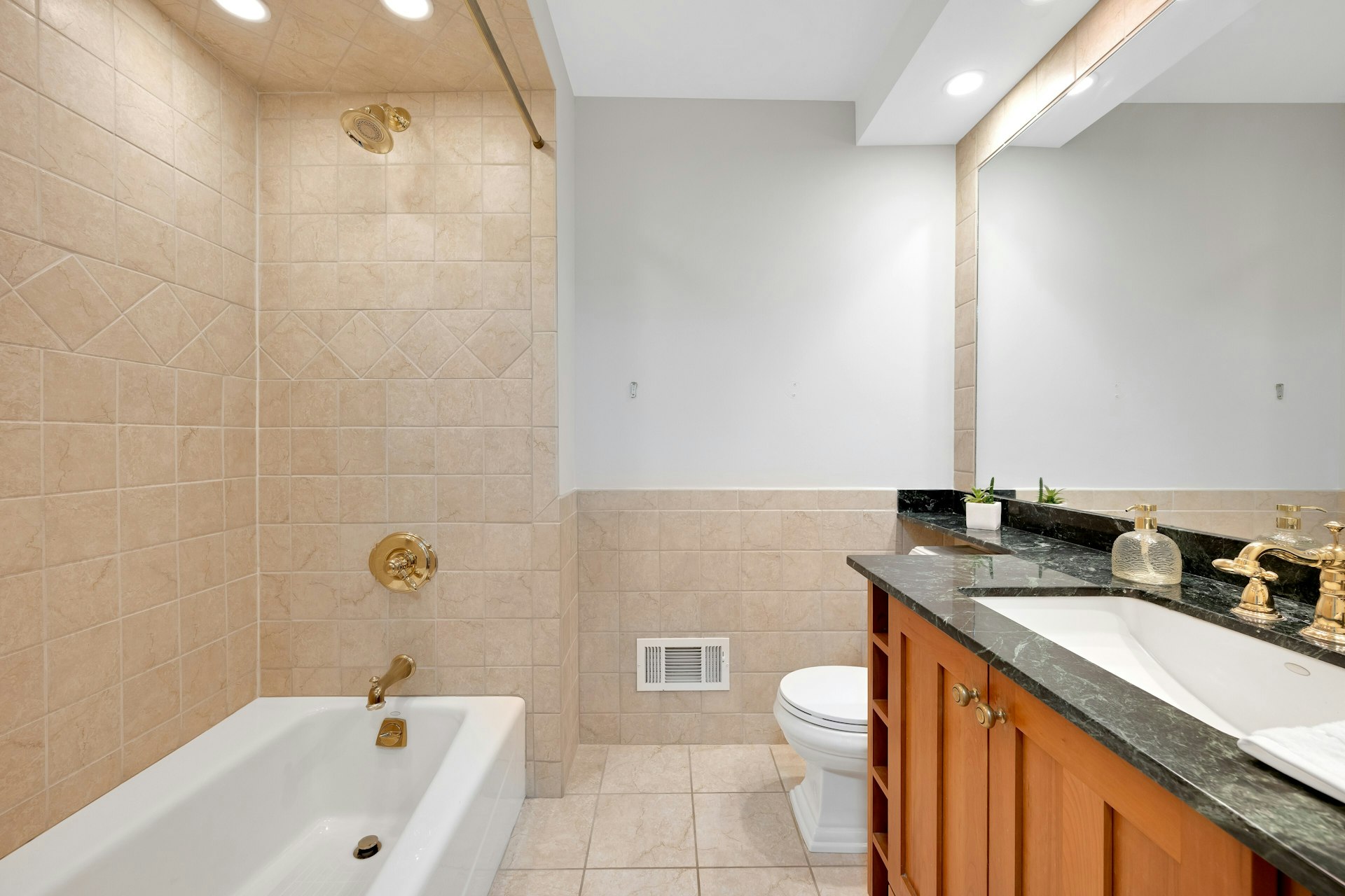 21 Heritage Drive Unit G