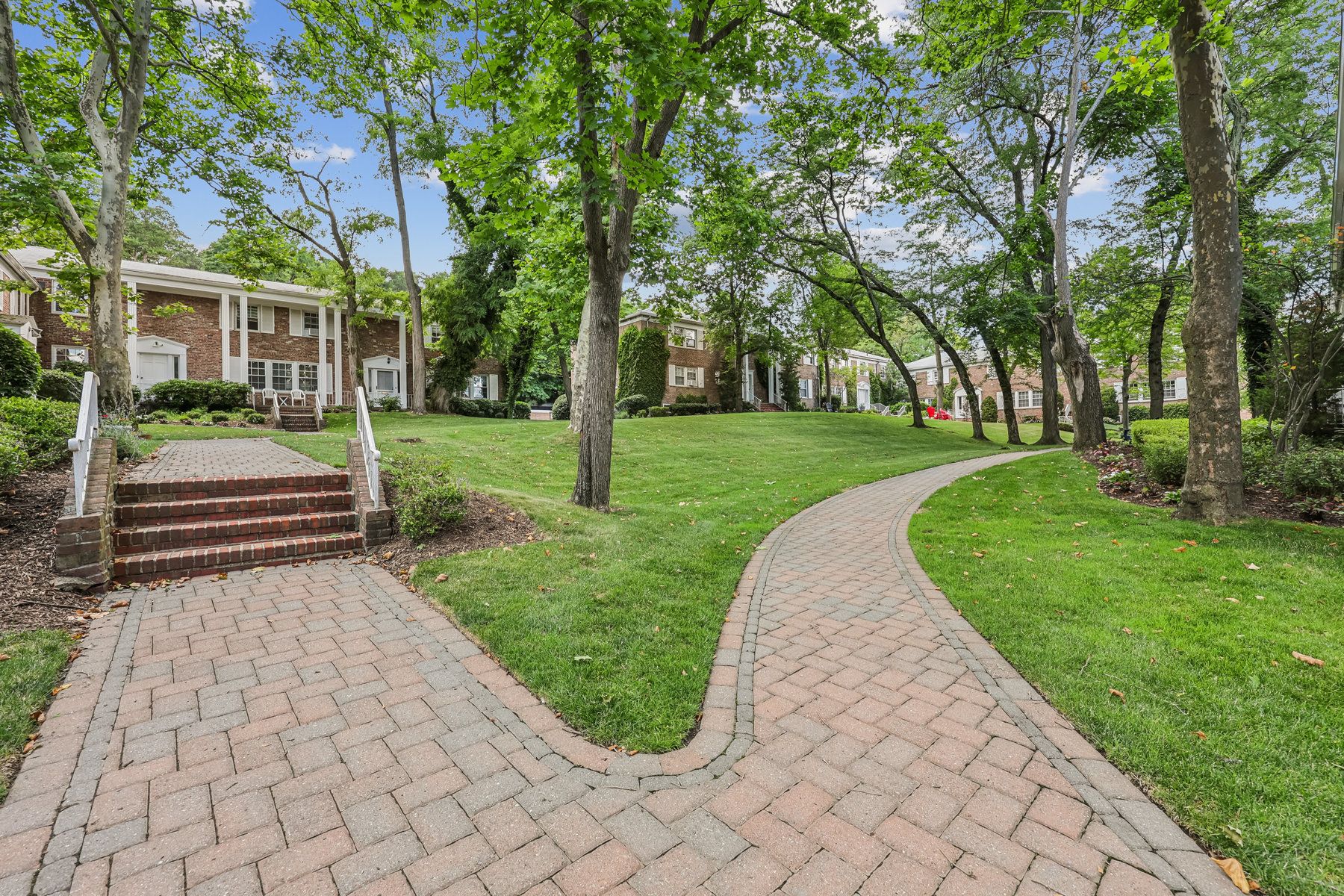 12 South Mountain Avenue Apt. 18