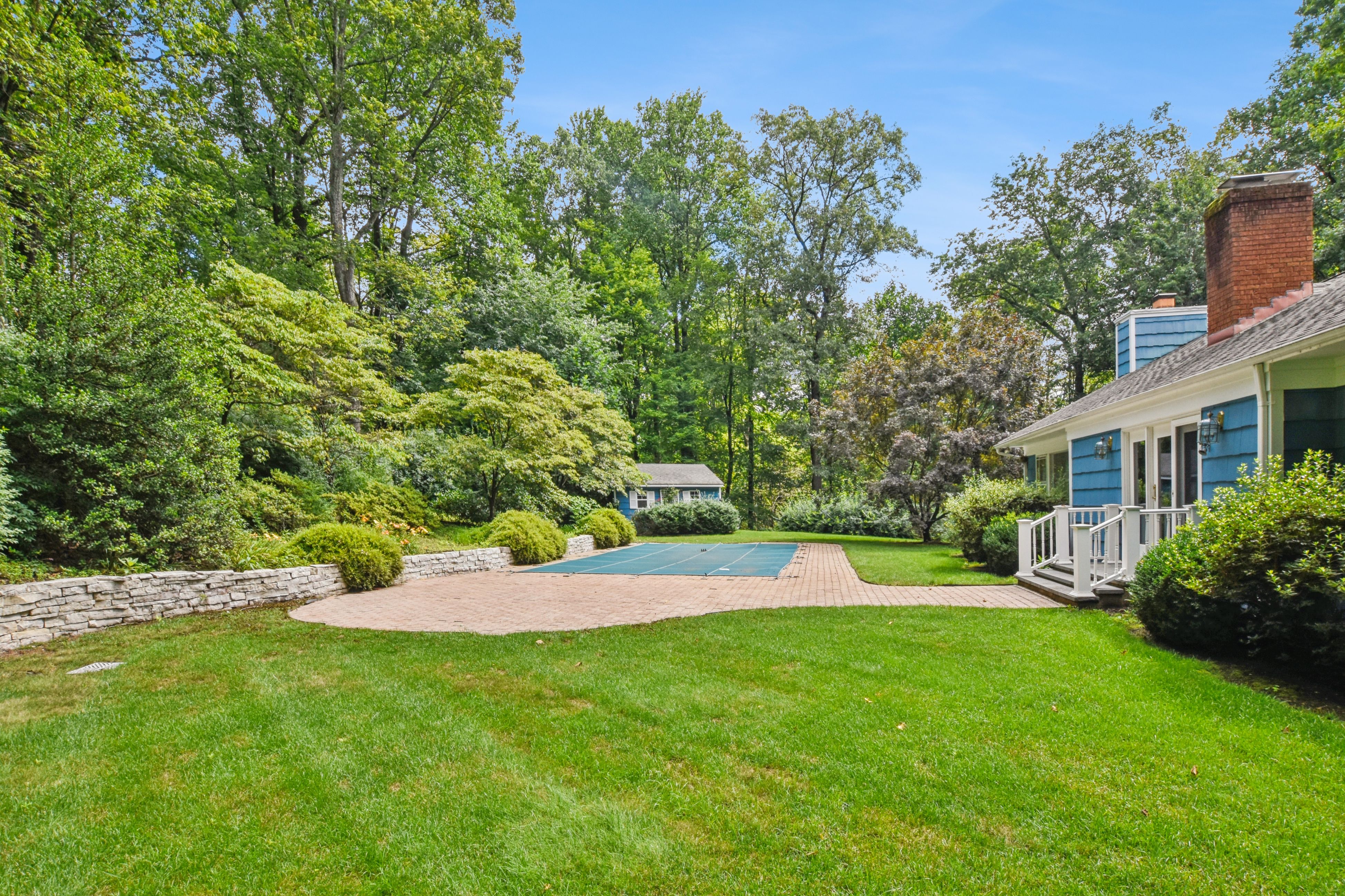 41 Twinbrooks Trail 