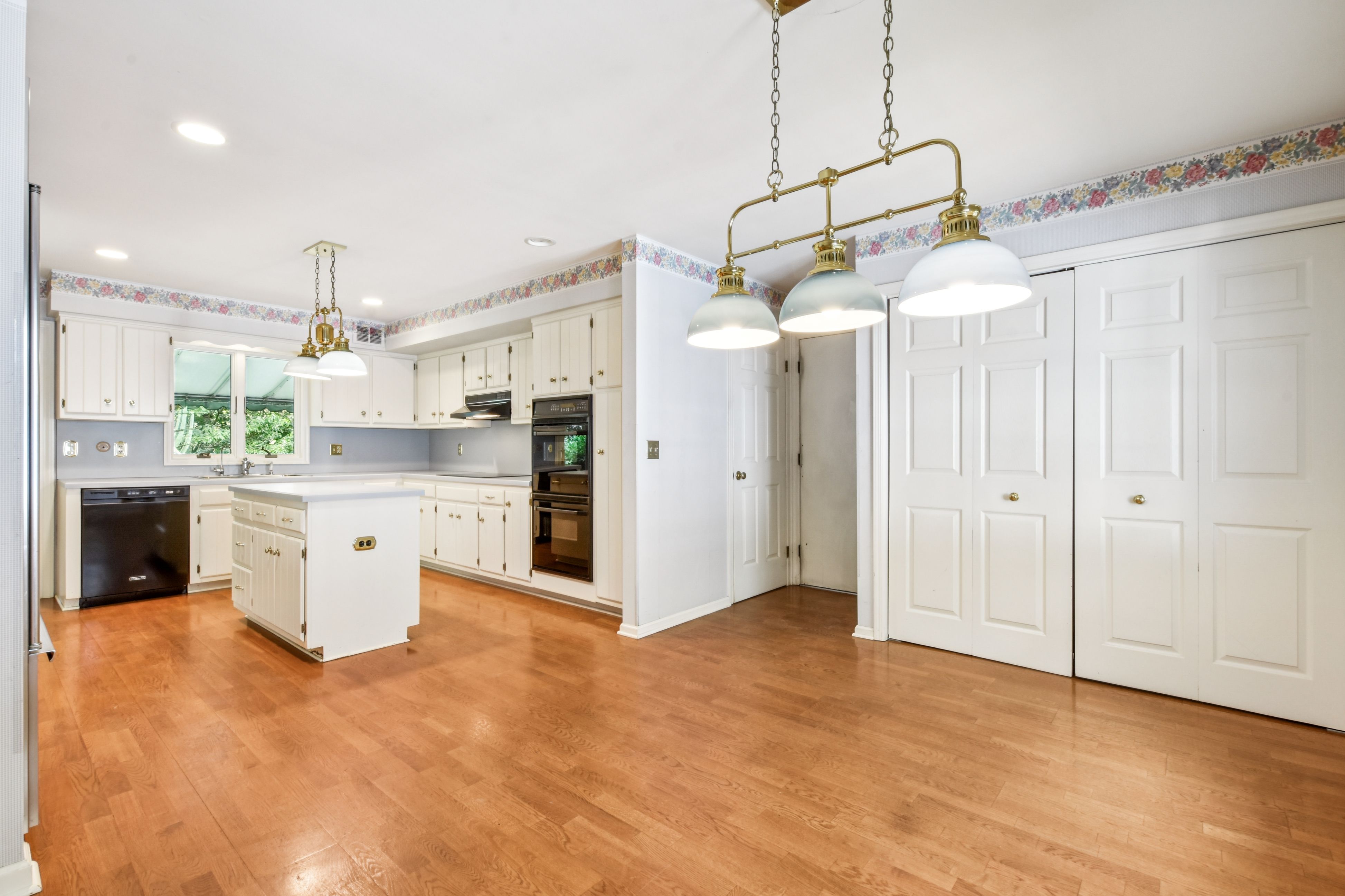 41 Twinbrooks Trail 