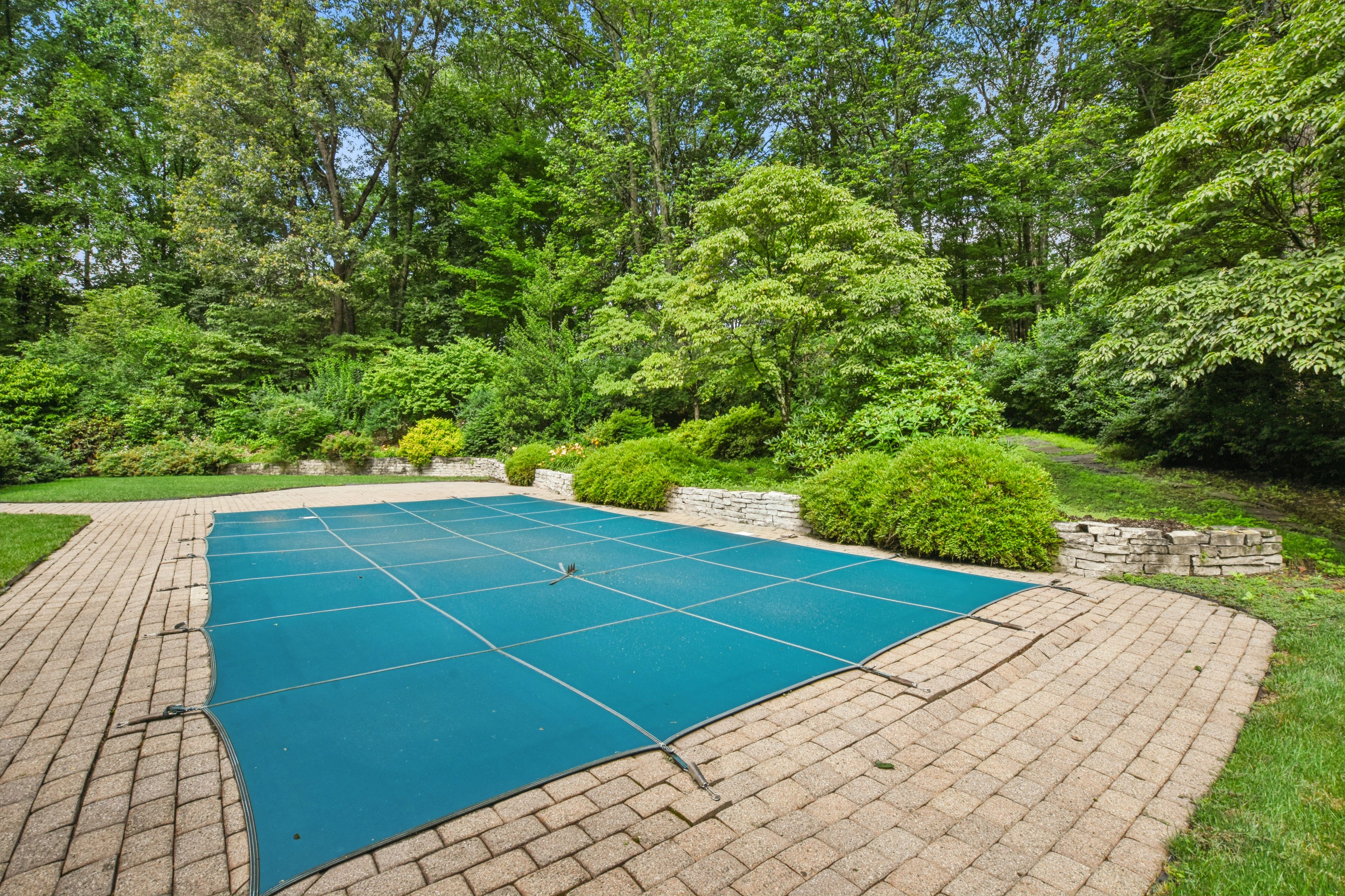 41 Twinbrooks Trail 