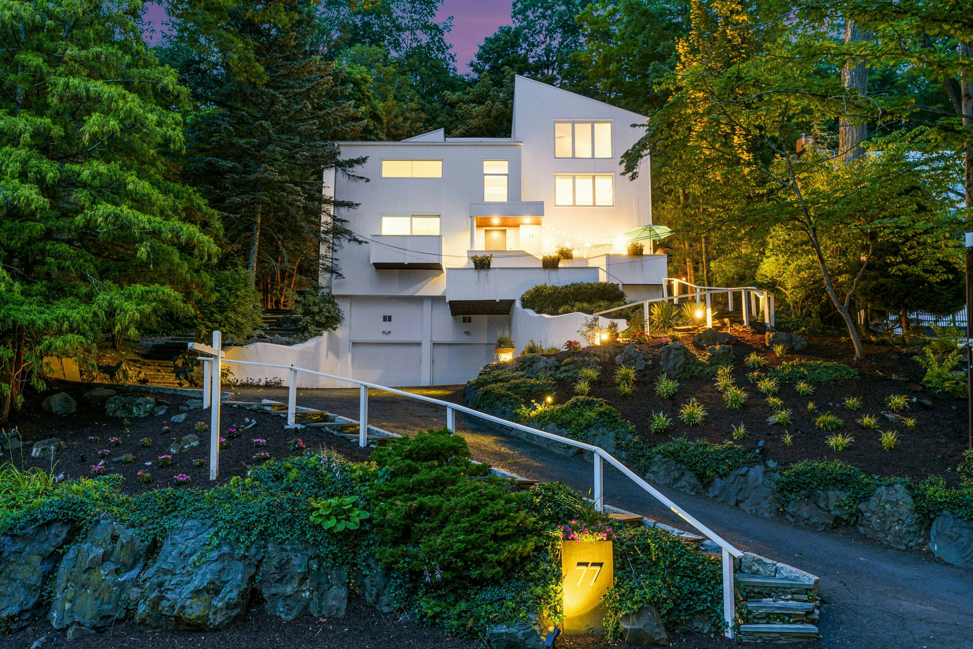 77 Collinwood Road 