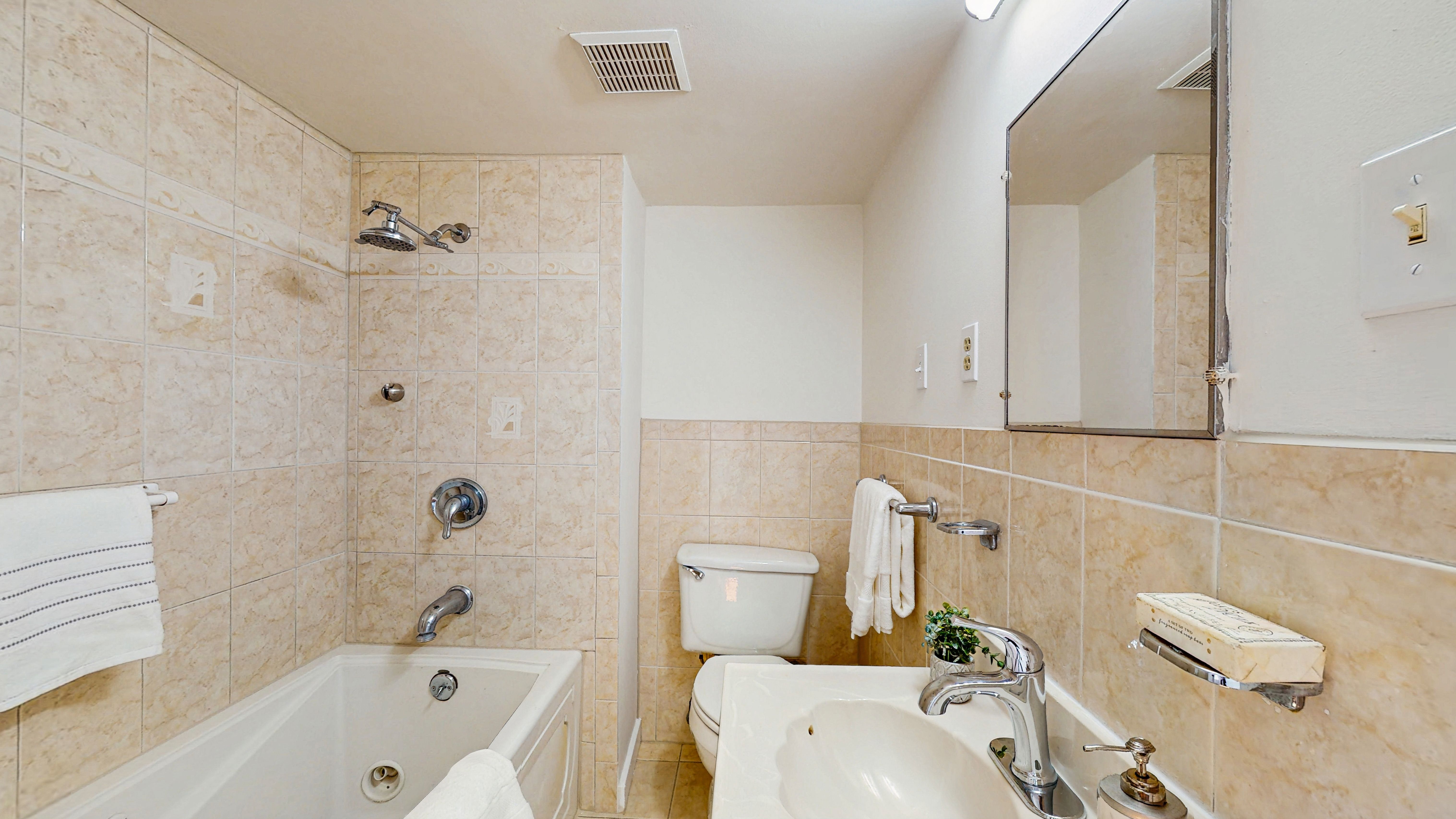 10 W Ridgedale Avenue 