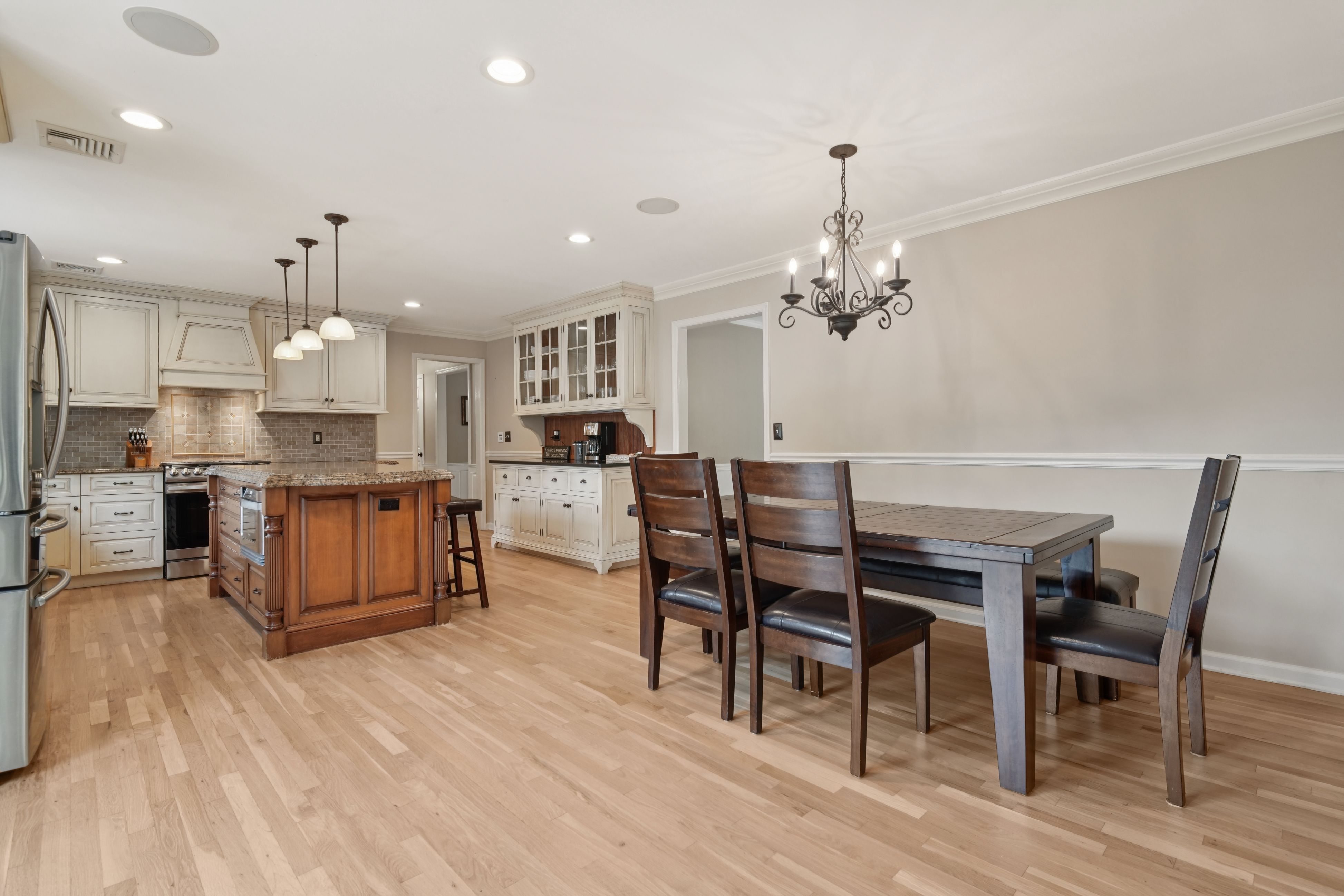 4 Hidden Acres Drive 