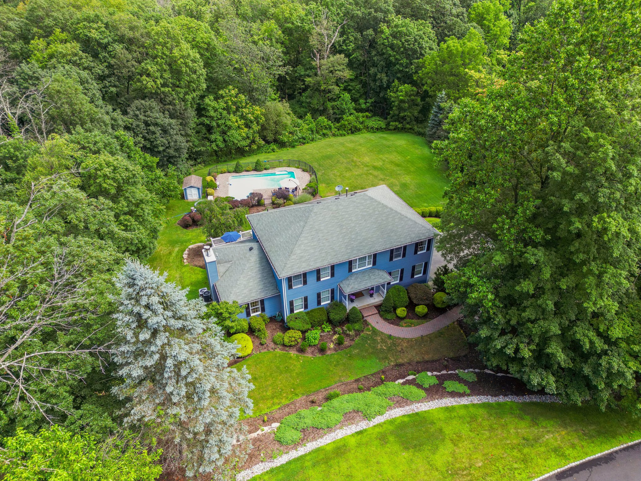 4 Hidden Acres Drive 