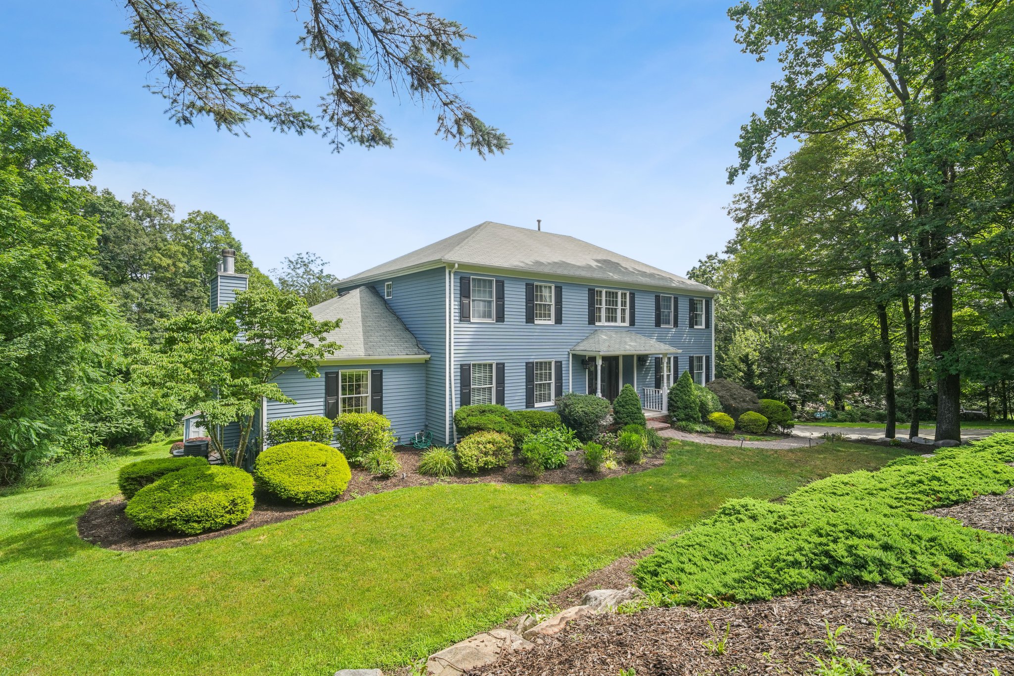 4 Hidden Acres Drive 