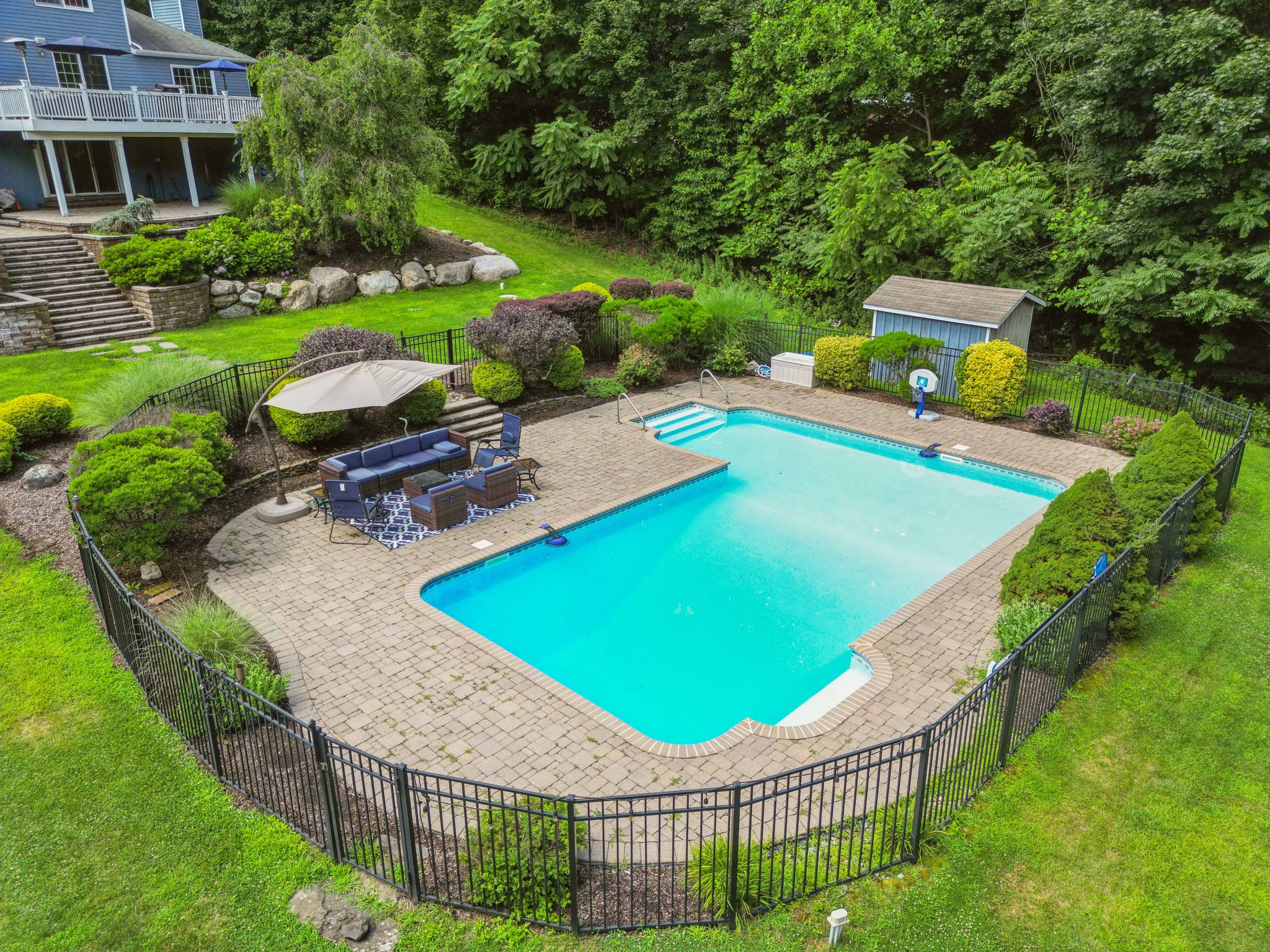 4 Hidden Acres Drive 