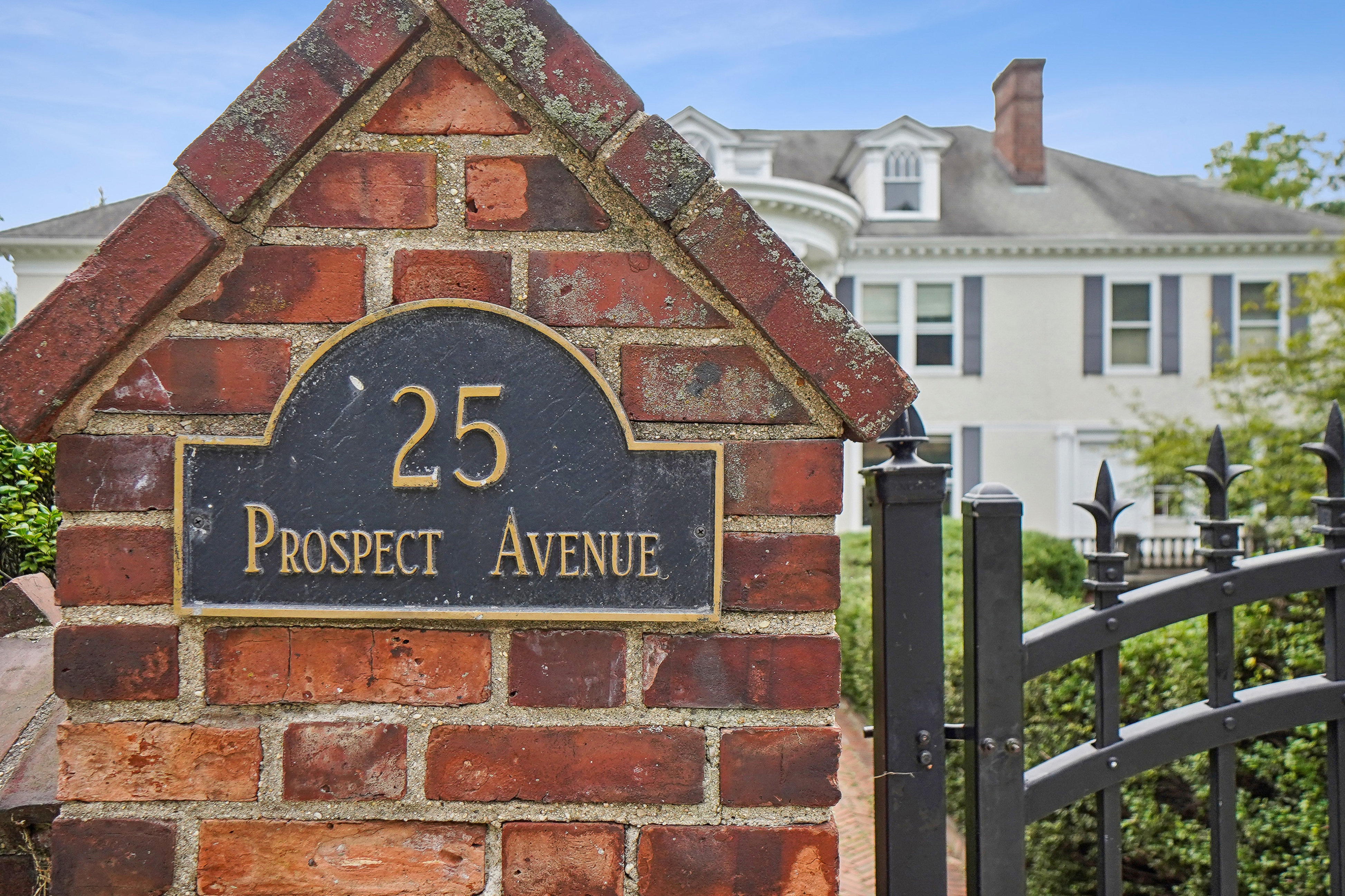 25 Prospect Avenue 
