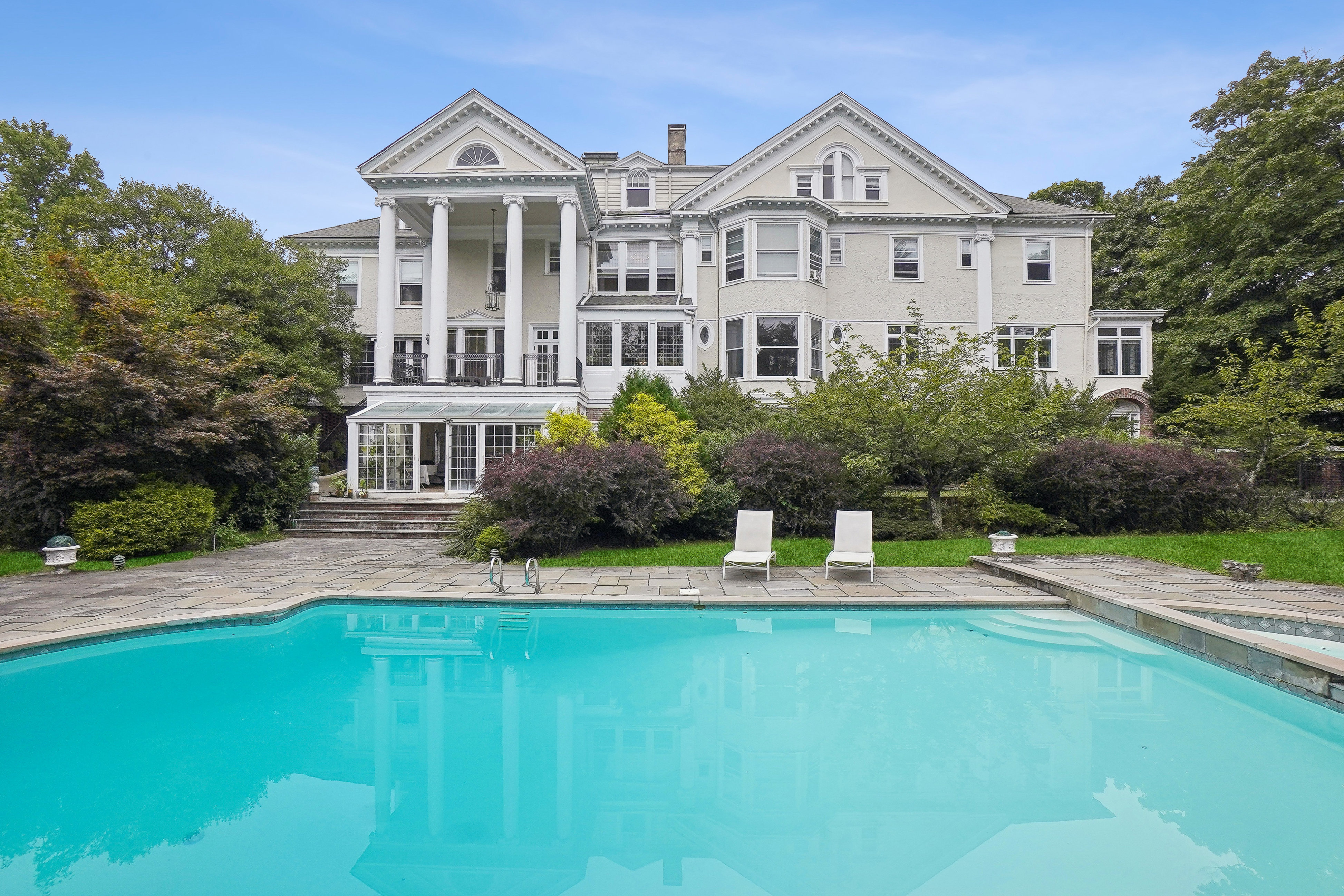 25 Prospect Avenue 