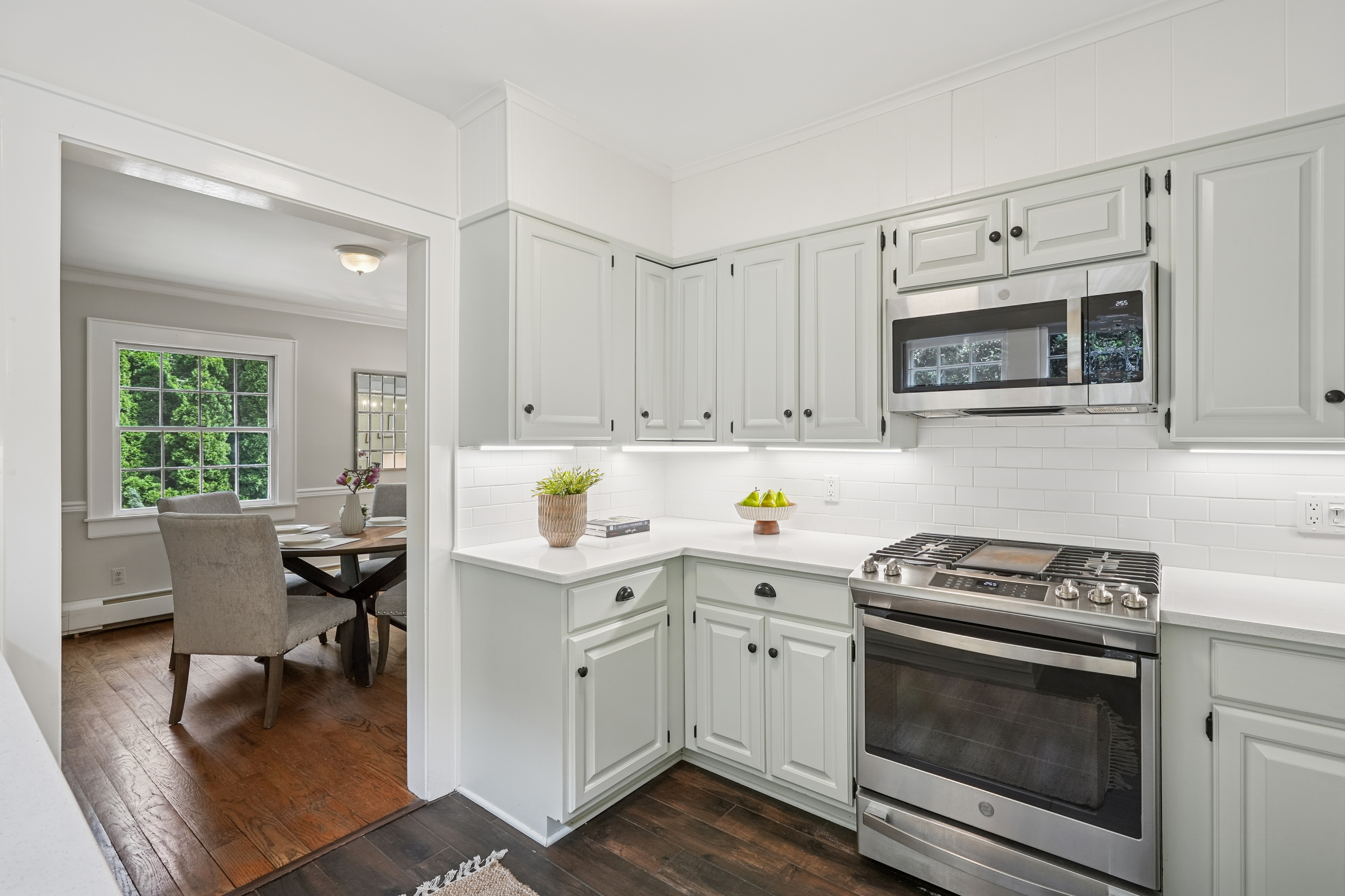 649 Ridgewood Avenue 