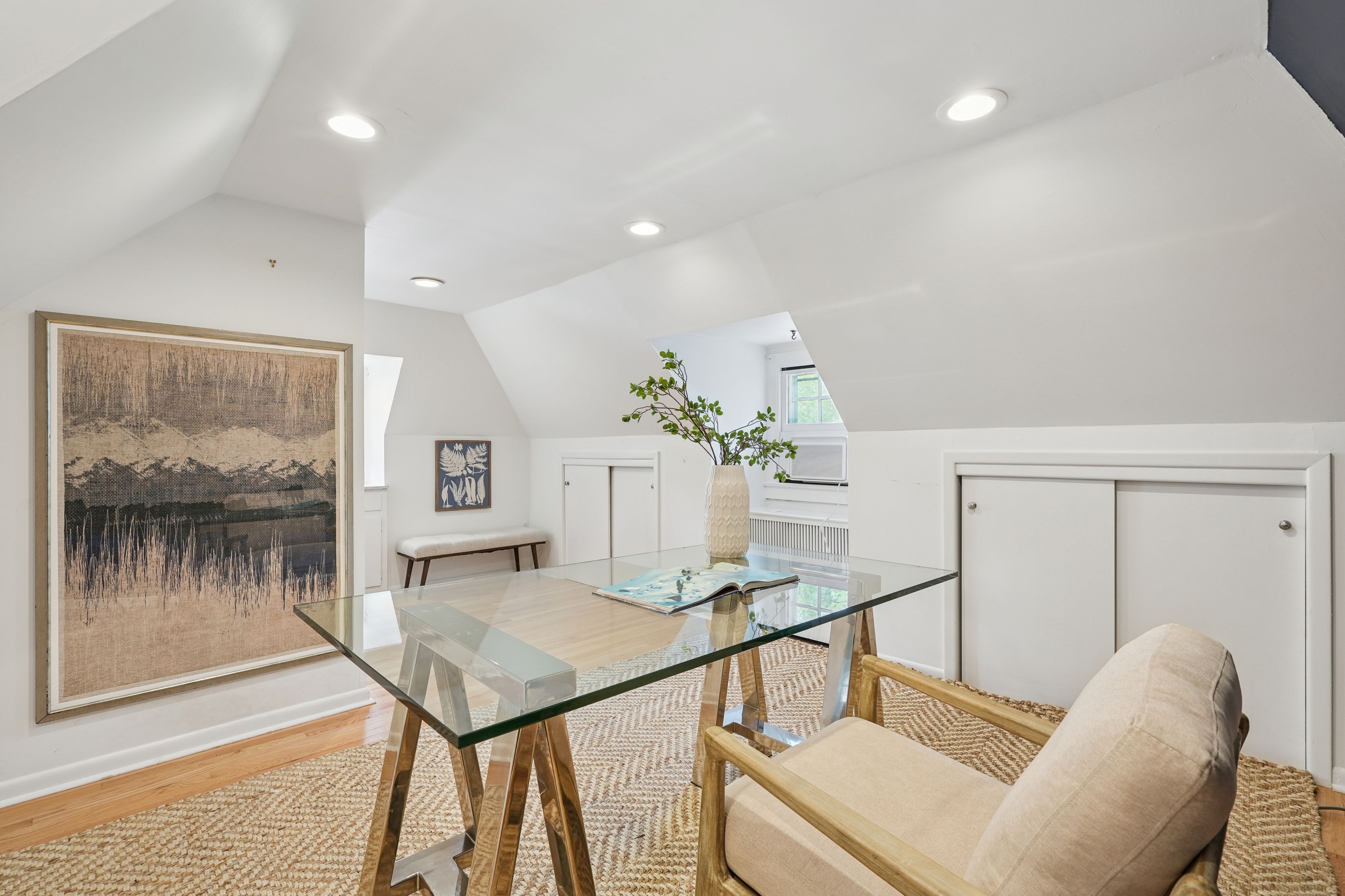 649 Ridgewood Avenue 