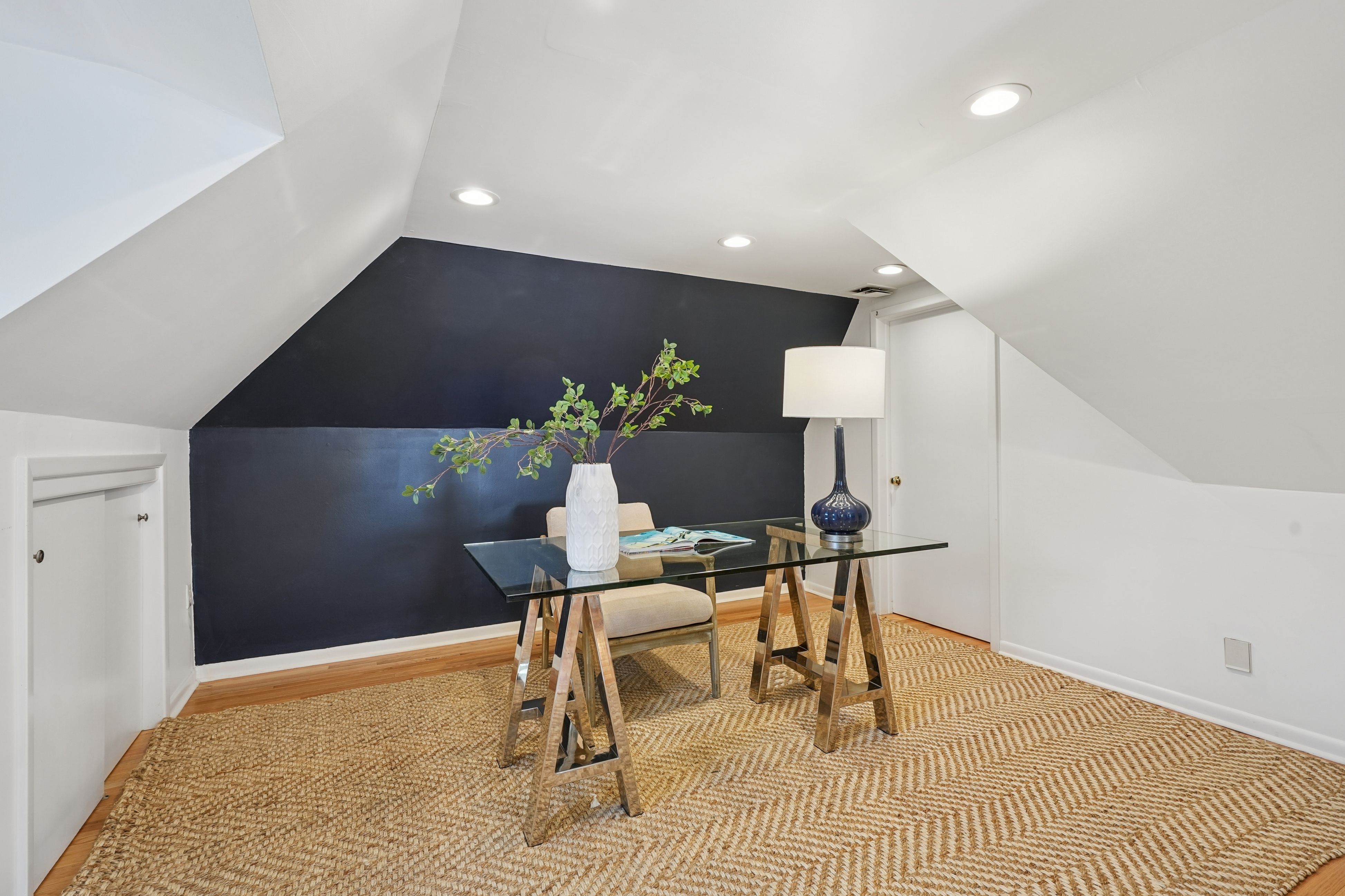 649 Ridgewood Avenue 