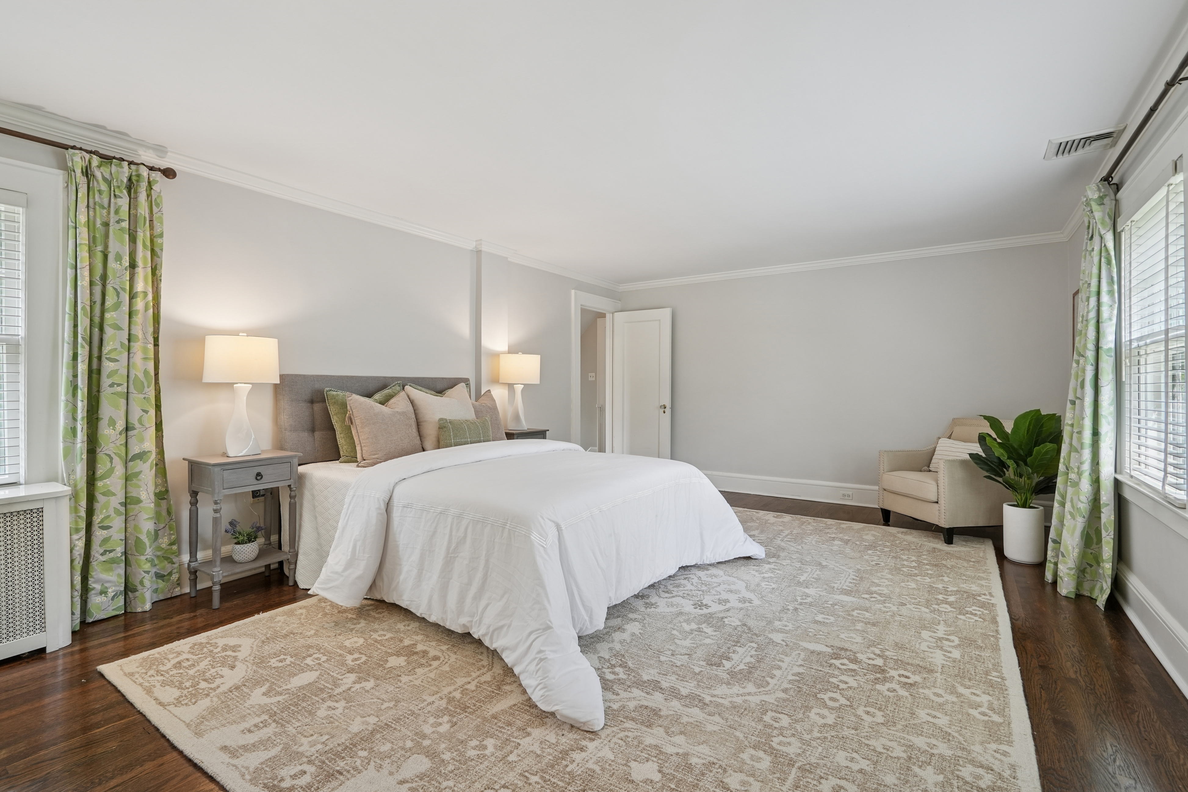 649 Ridgewood Avenue 