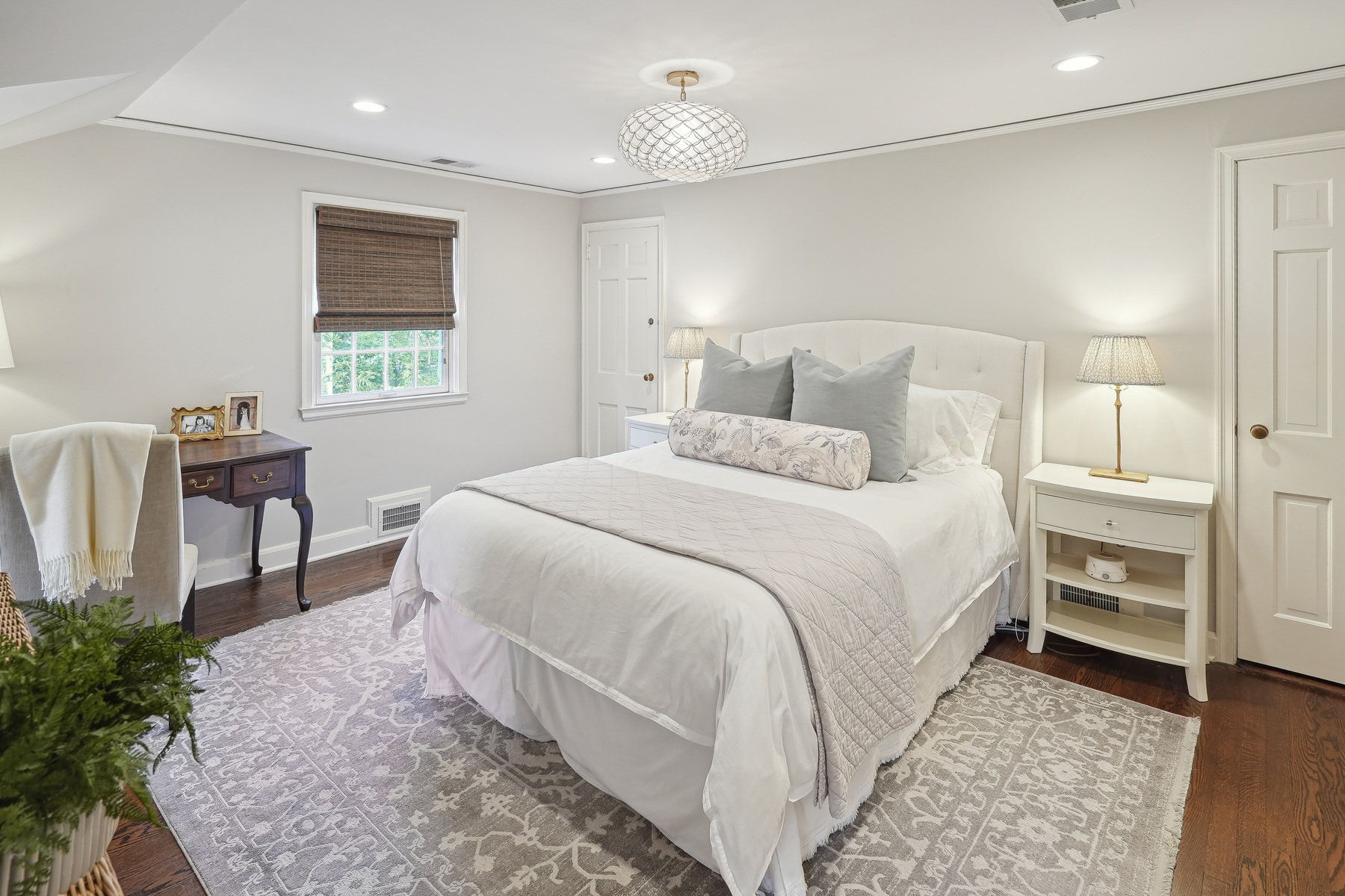 11 Hickory Road 