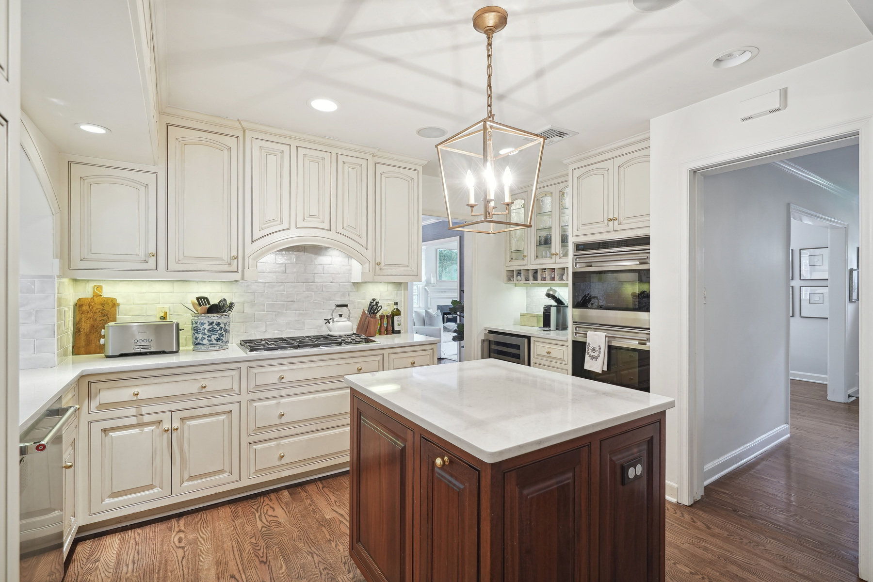 11 Hickory Road 