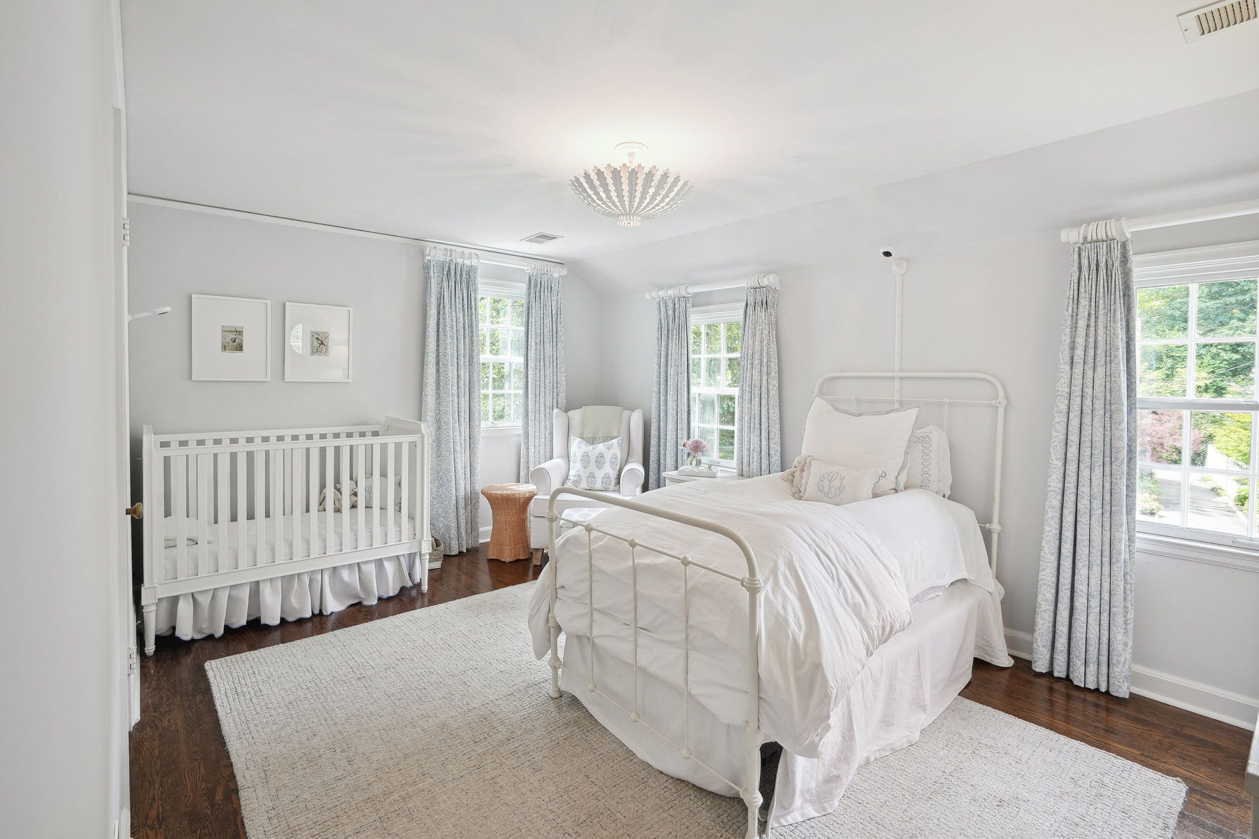 11 Hickory Road 