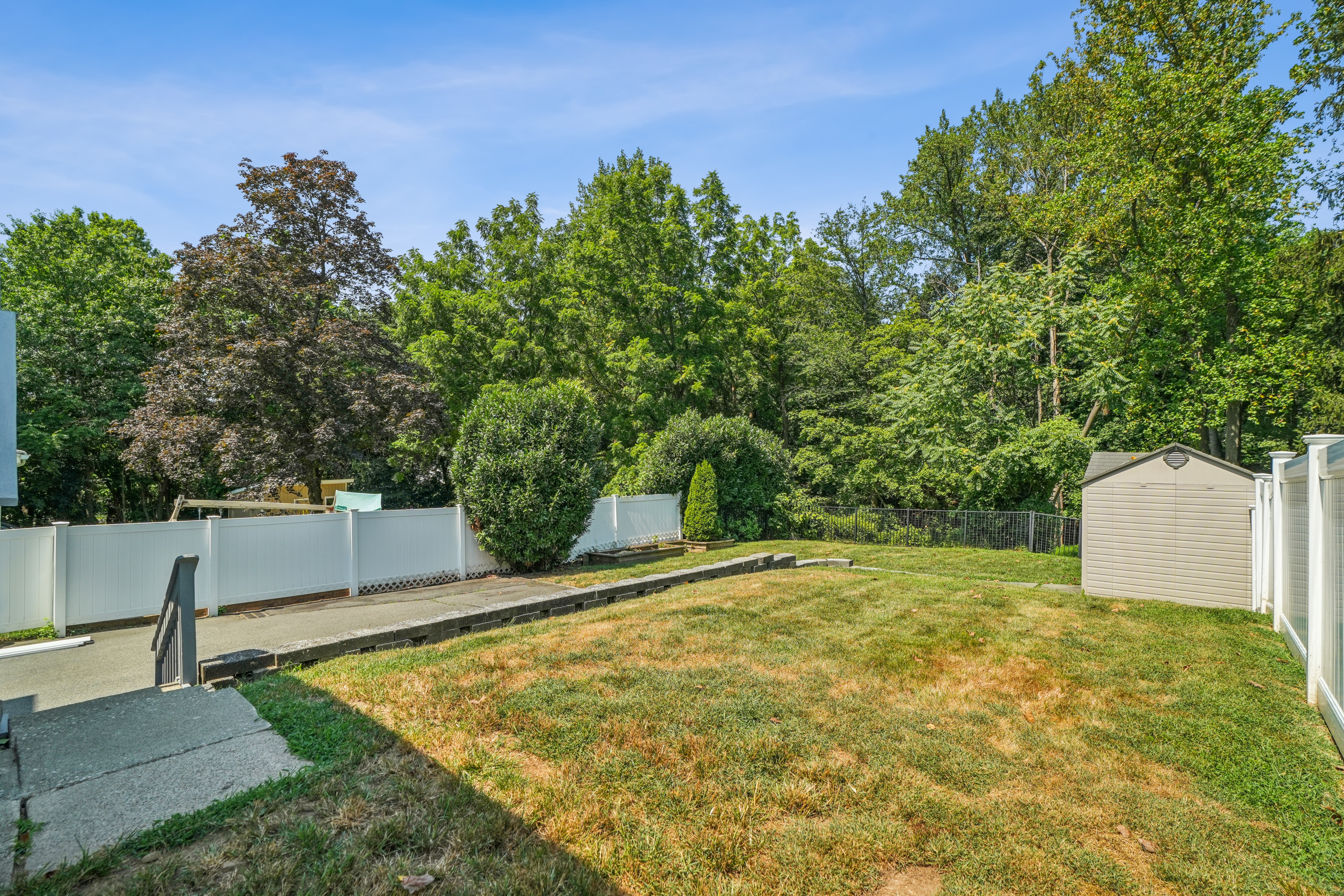 25 Ferndale Road 