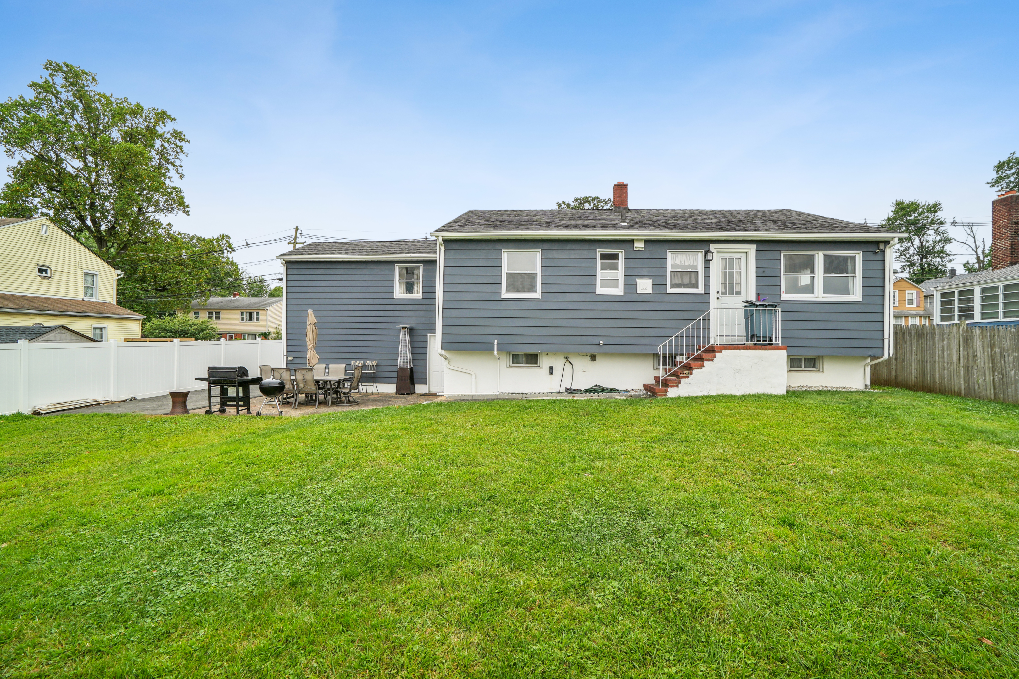 327 Cristiani Street 