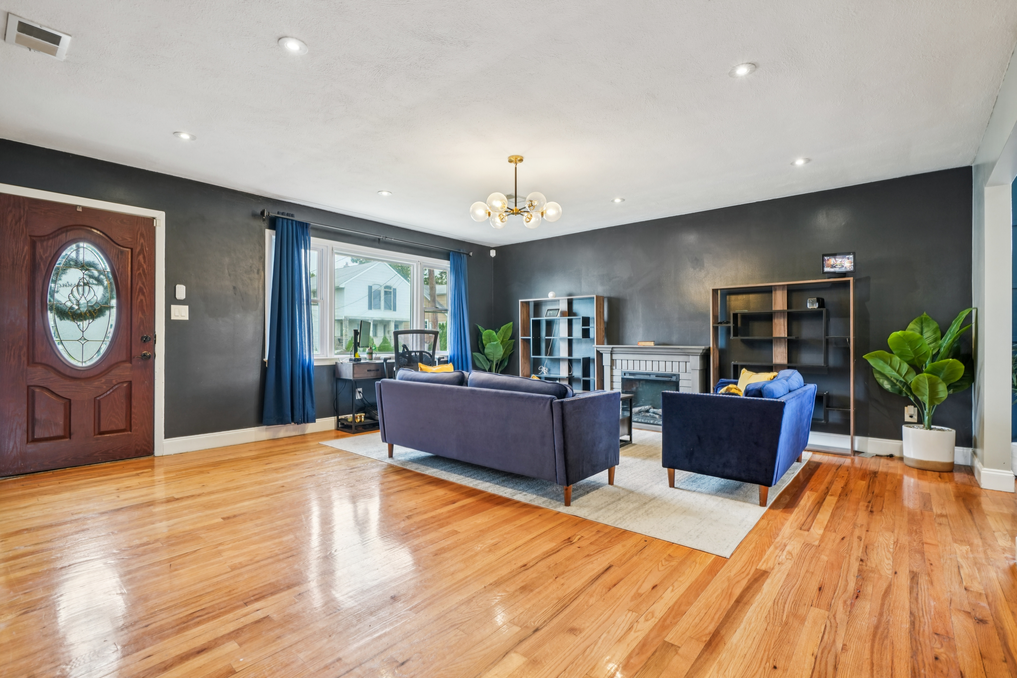 327 Cristiani Street 