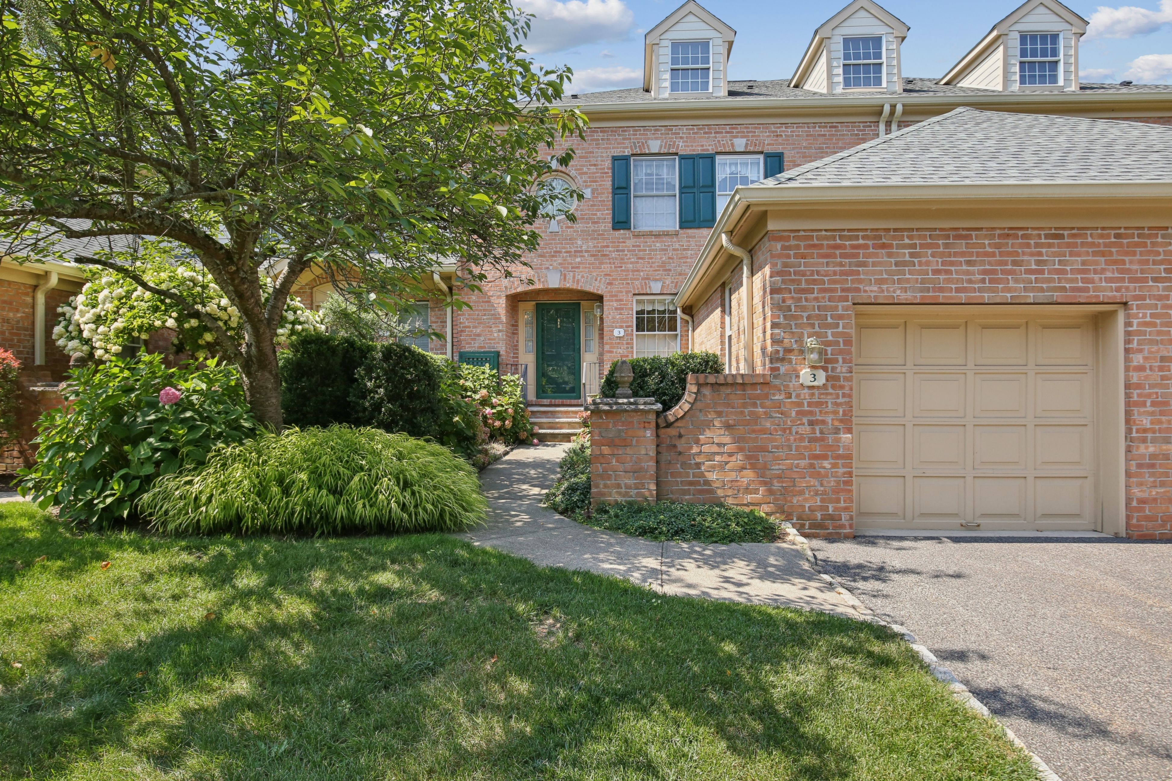 3 Chadwell Place 