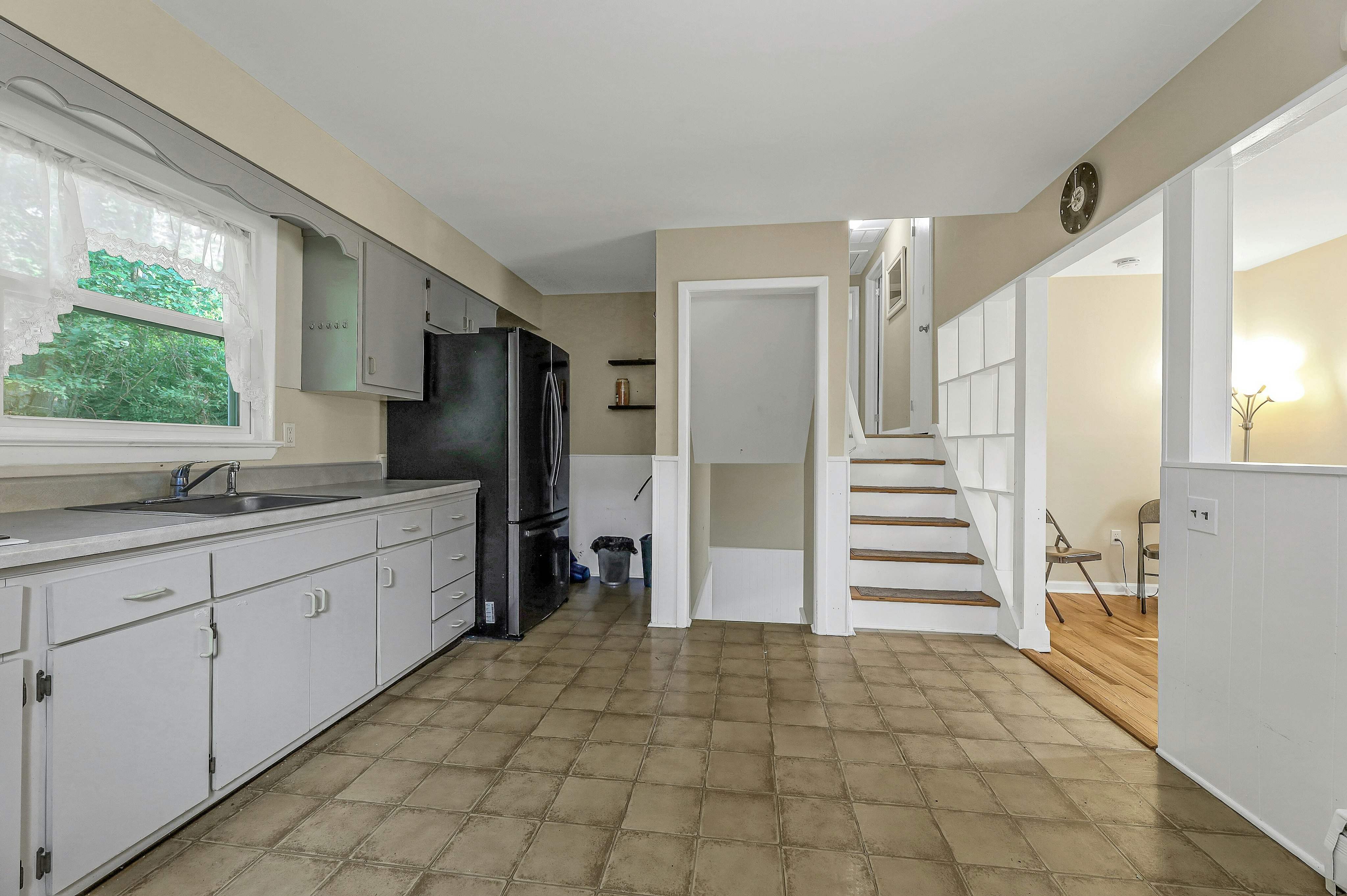 97 Knolls Road 