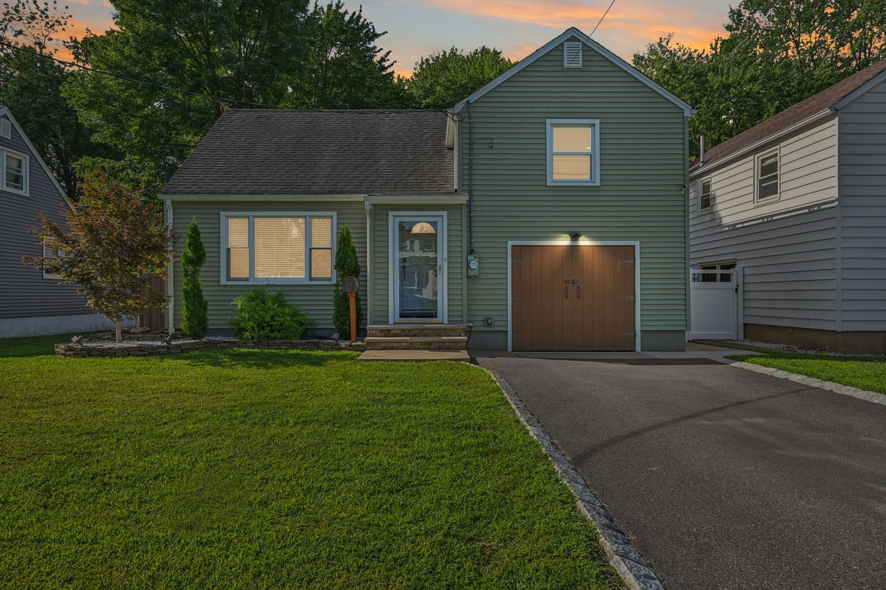 541 Richfield Avenue 