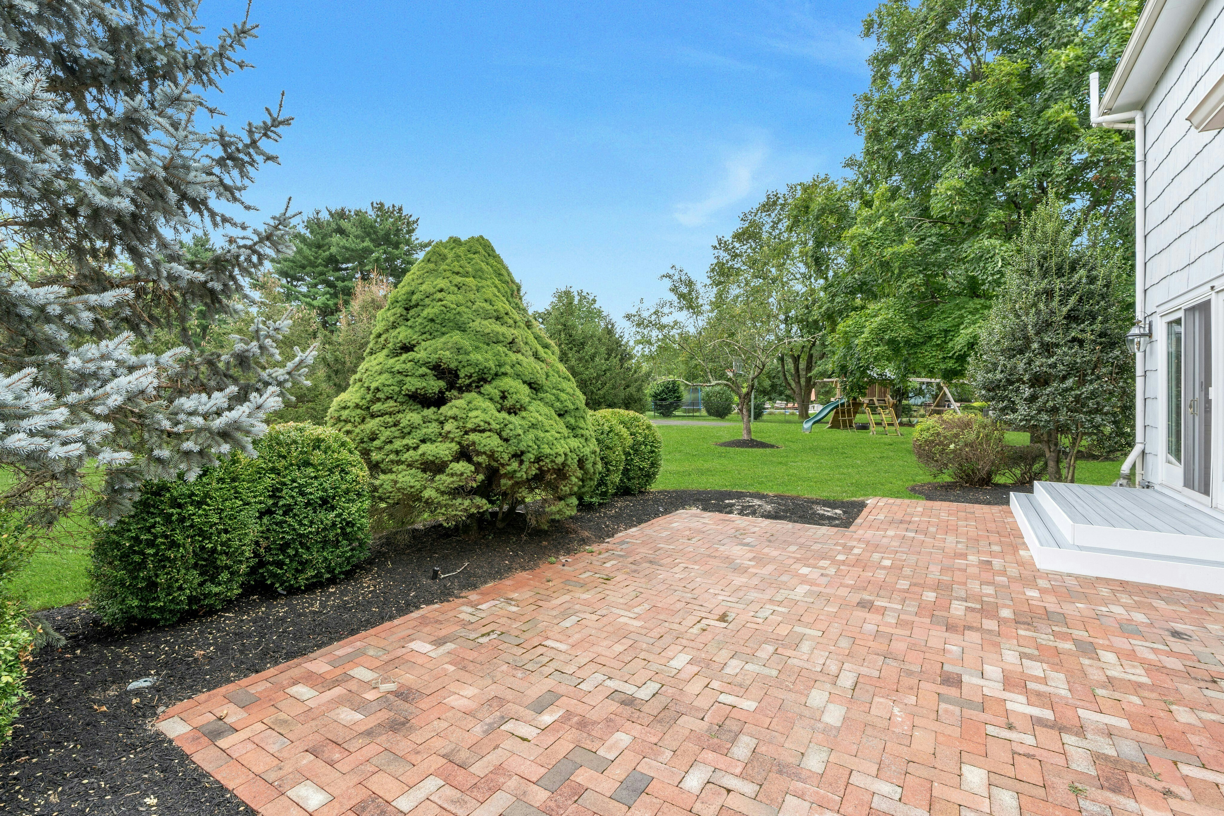 4 Tuxford Terrace 