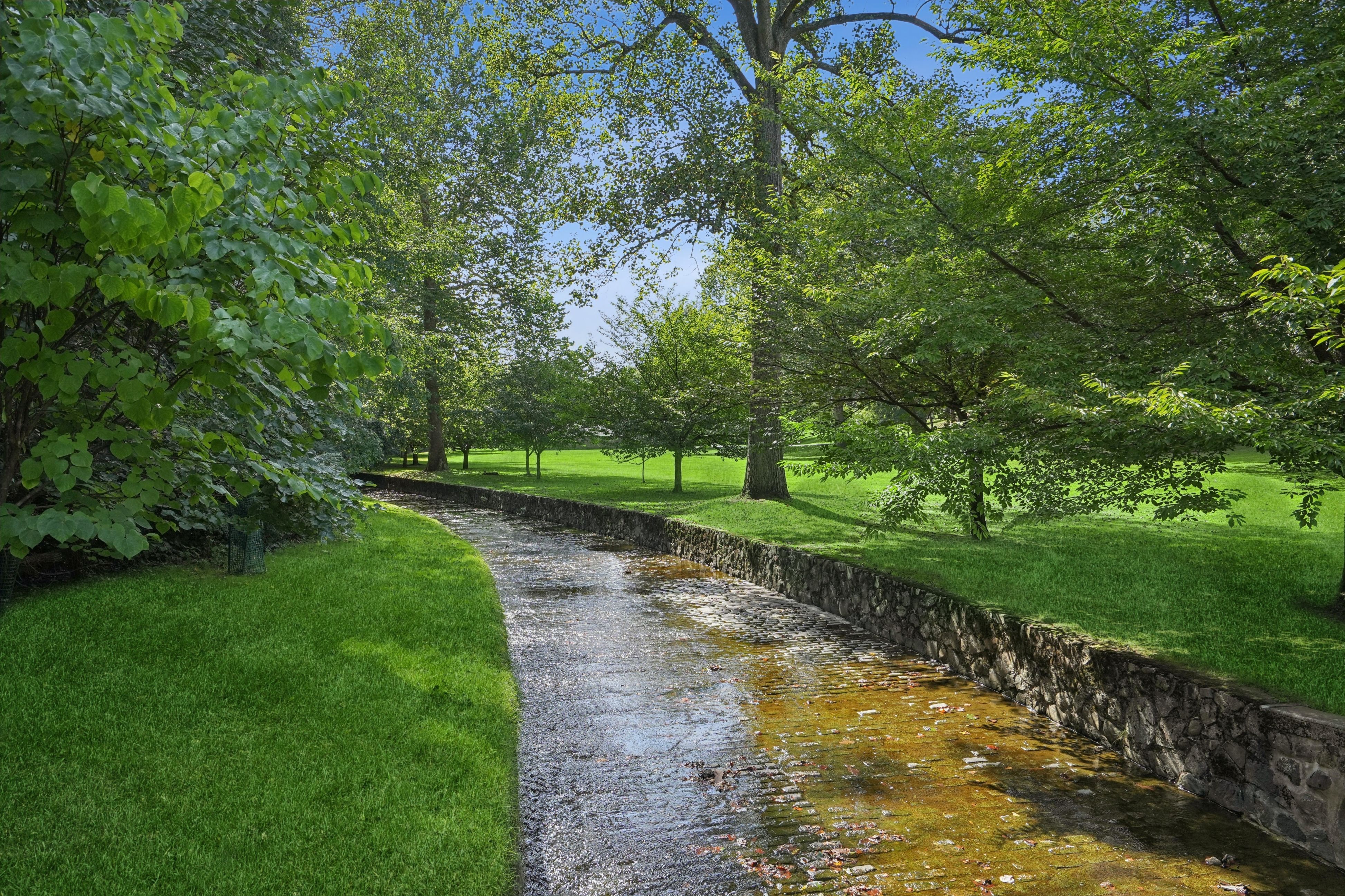 87 Roseland Avenue #91 