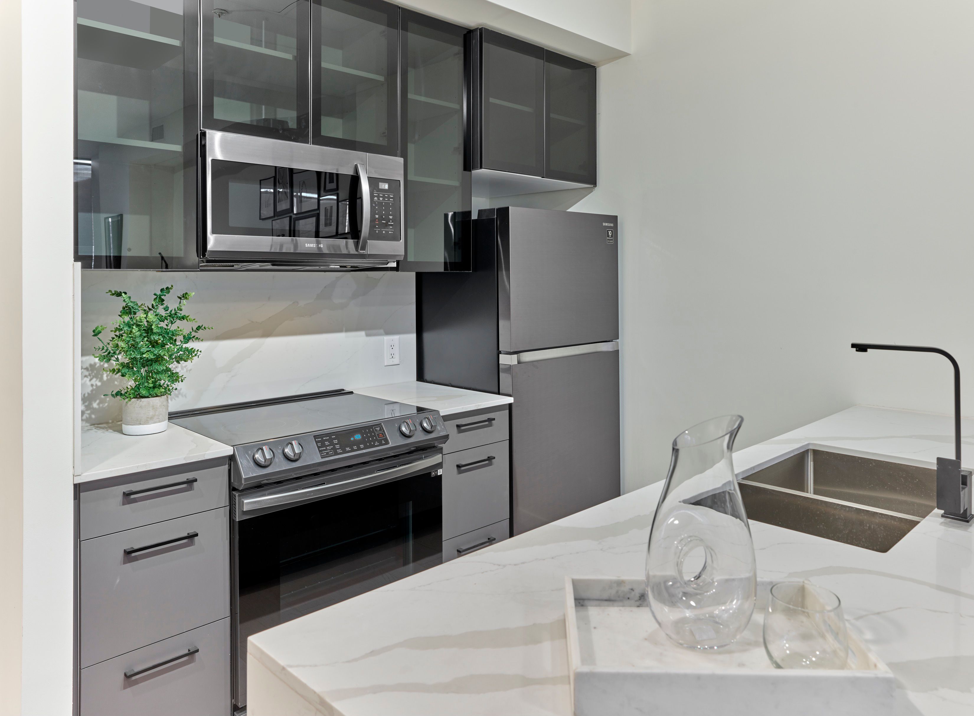 258 South Harrison Street, #814 