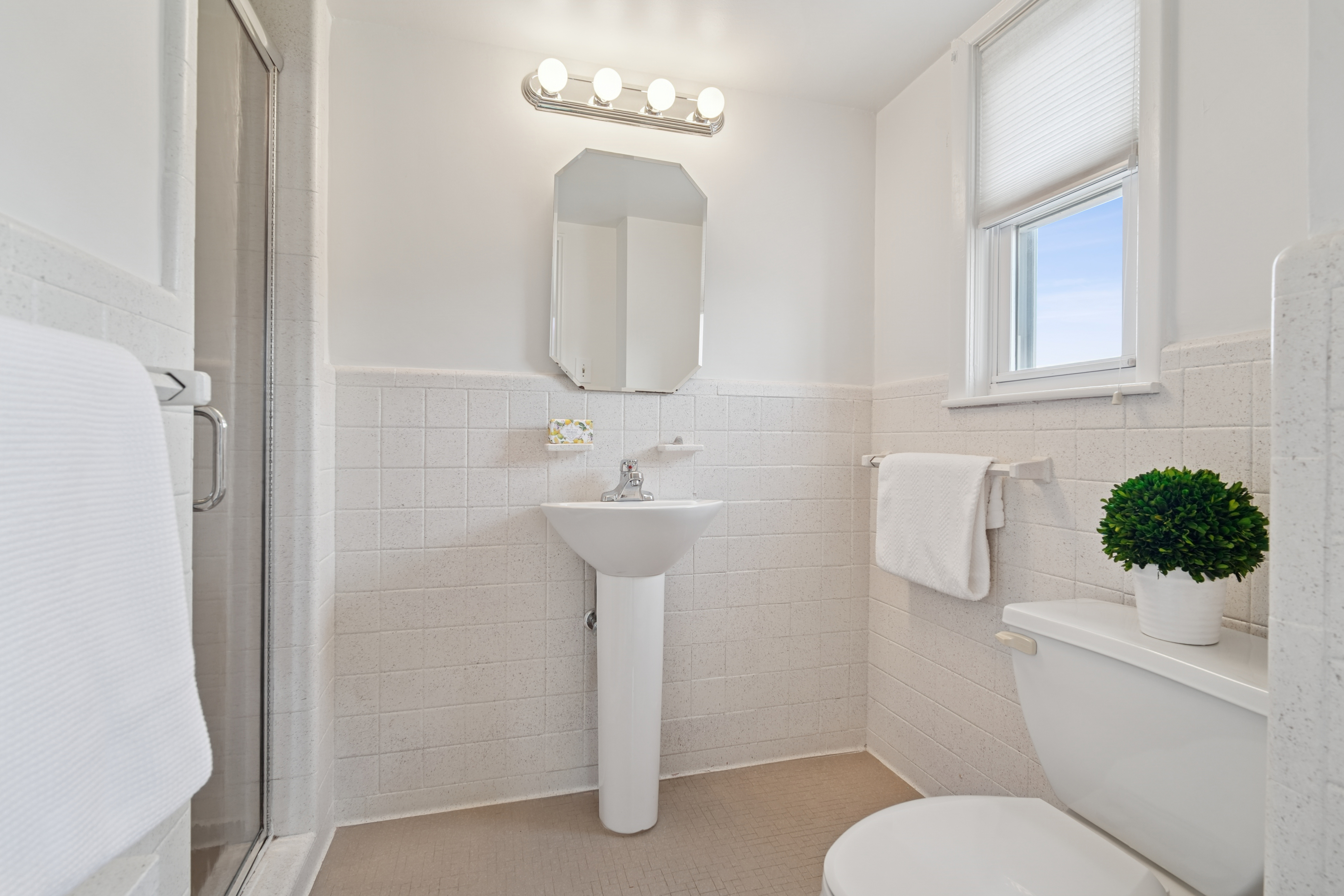415 Claremont Avenue #4F