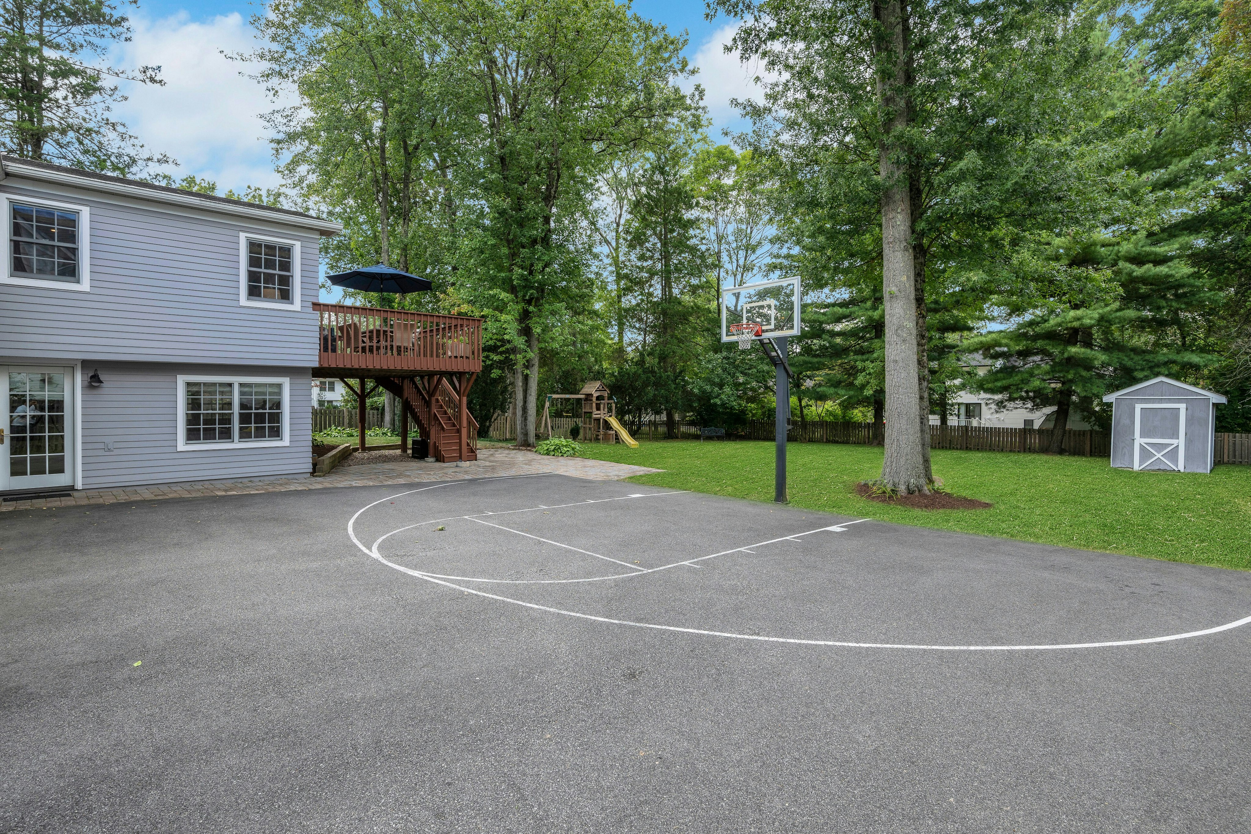180 Woodland Avenue 