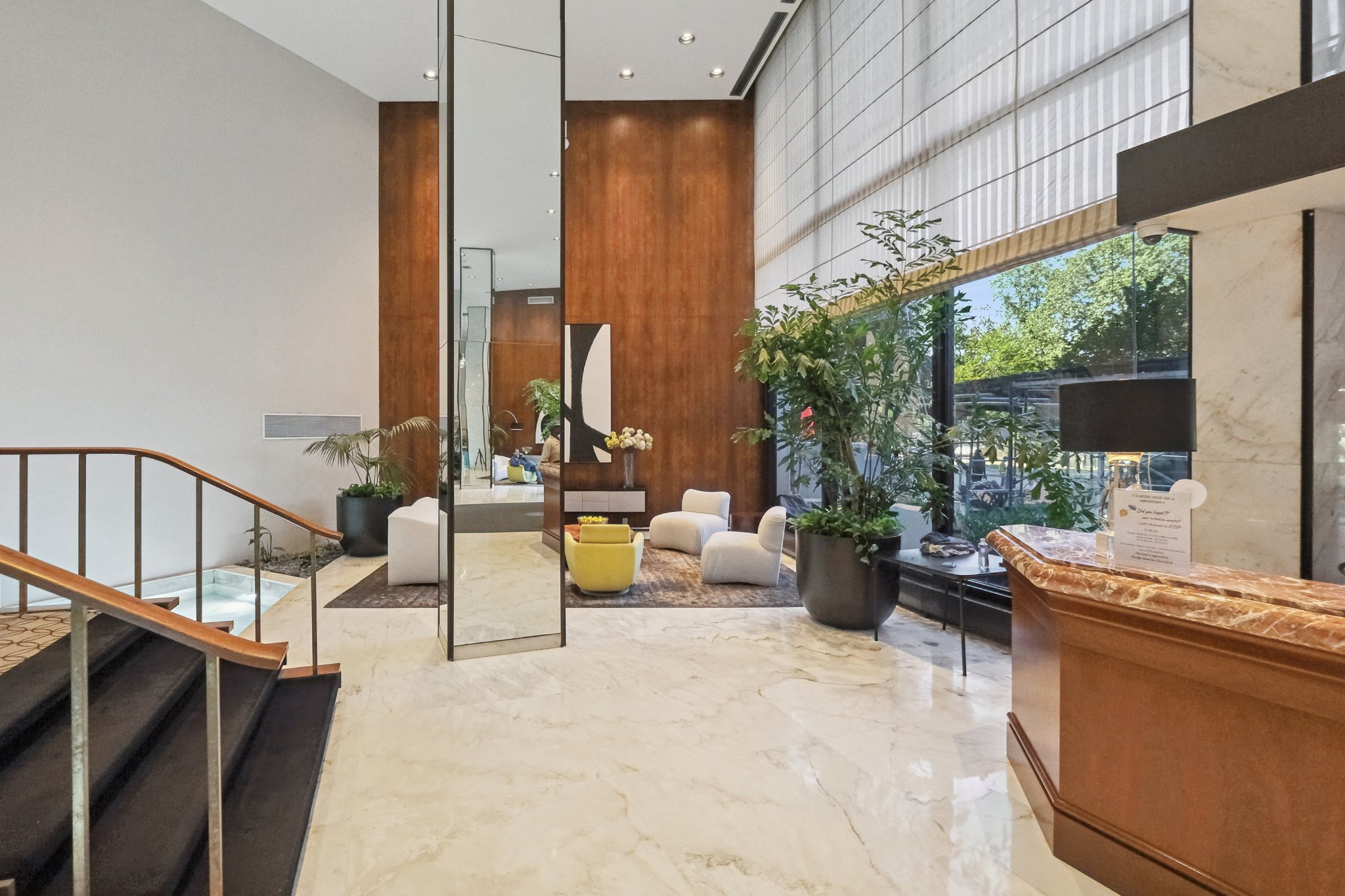 1 Claridge Drive 