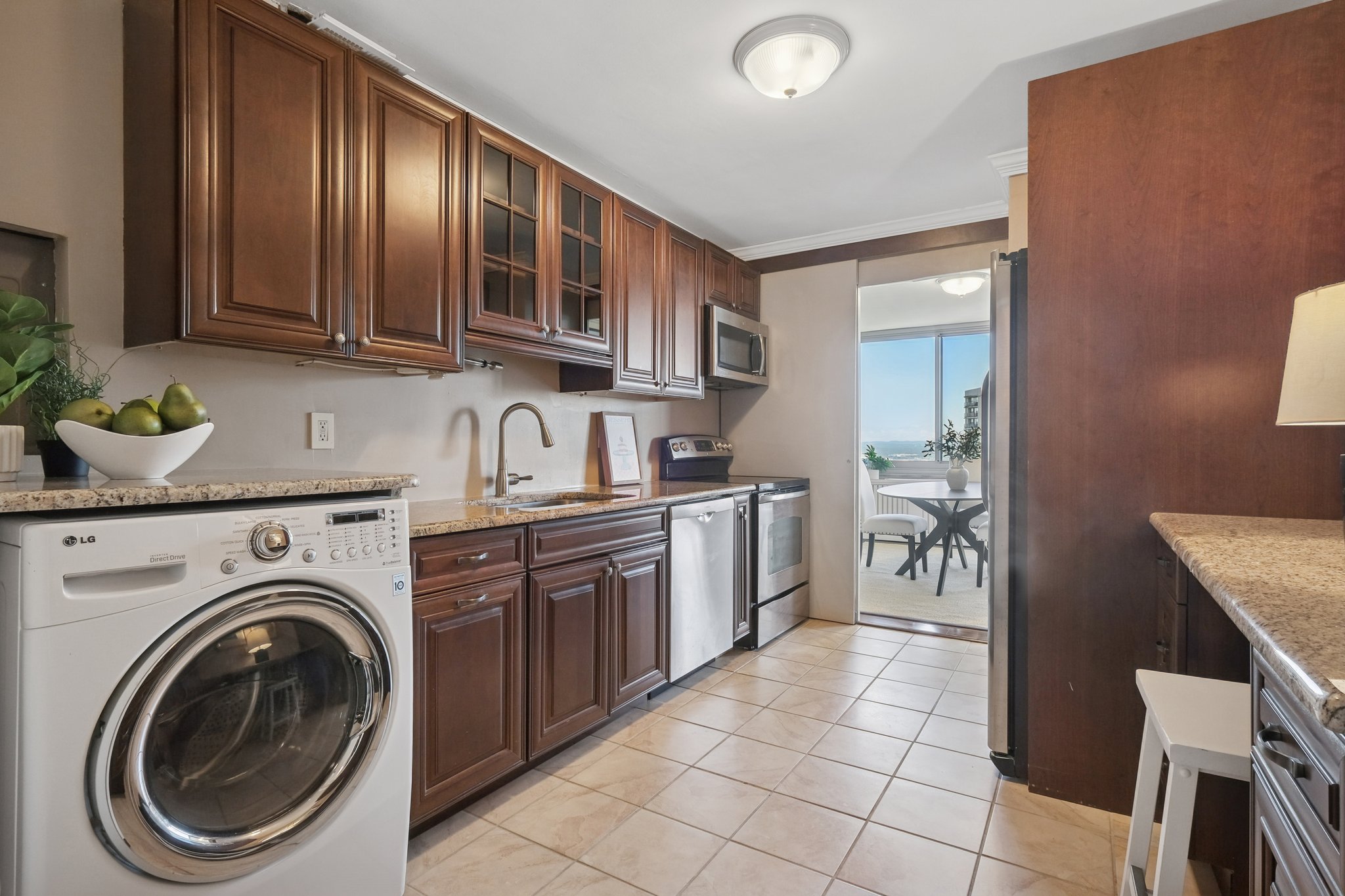 1 Claridge Drive 