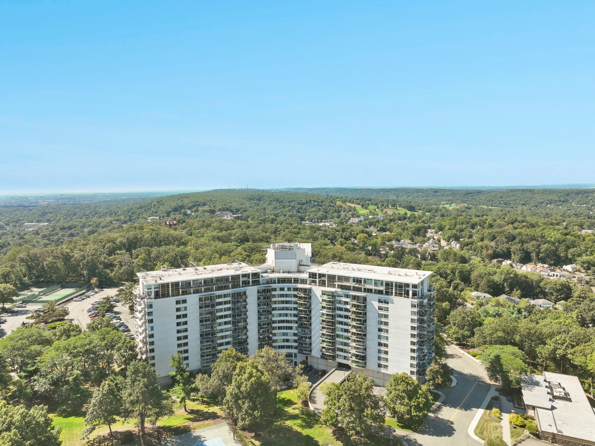 1 Claridge Drive 