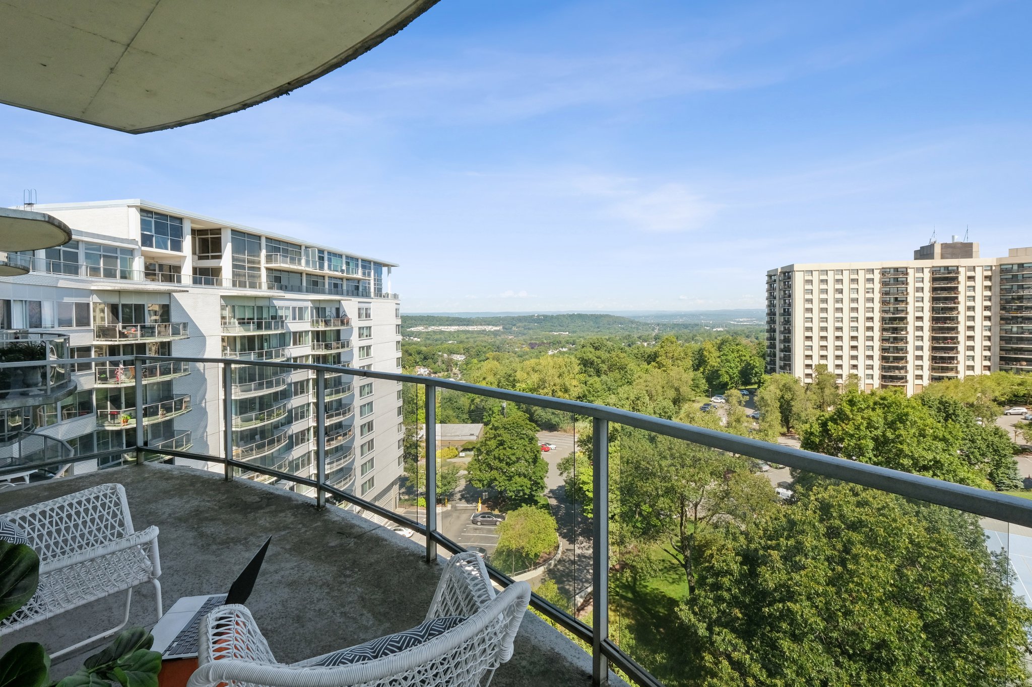 1 Claridge Drive 