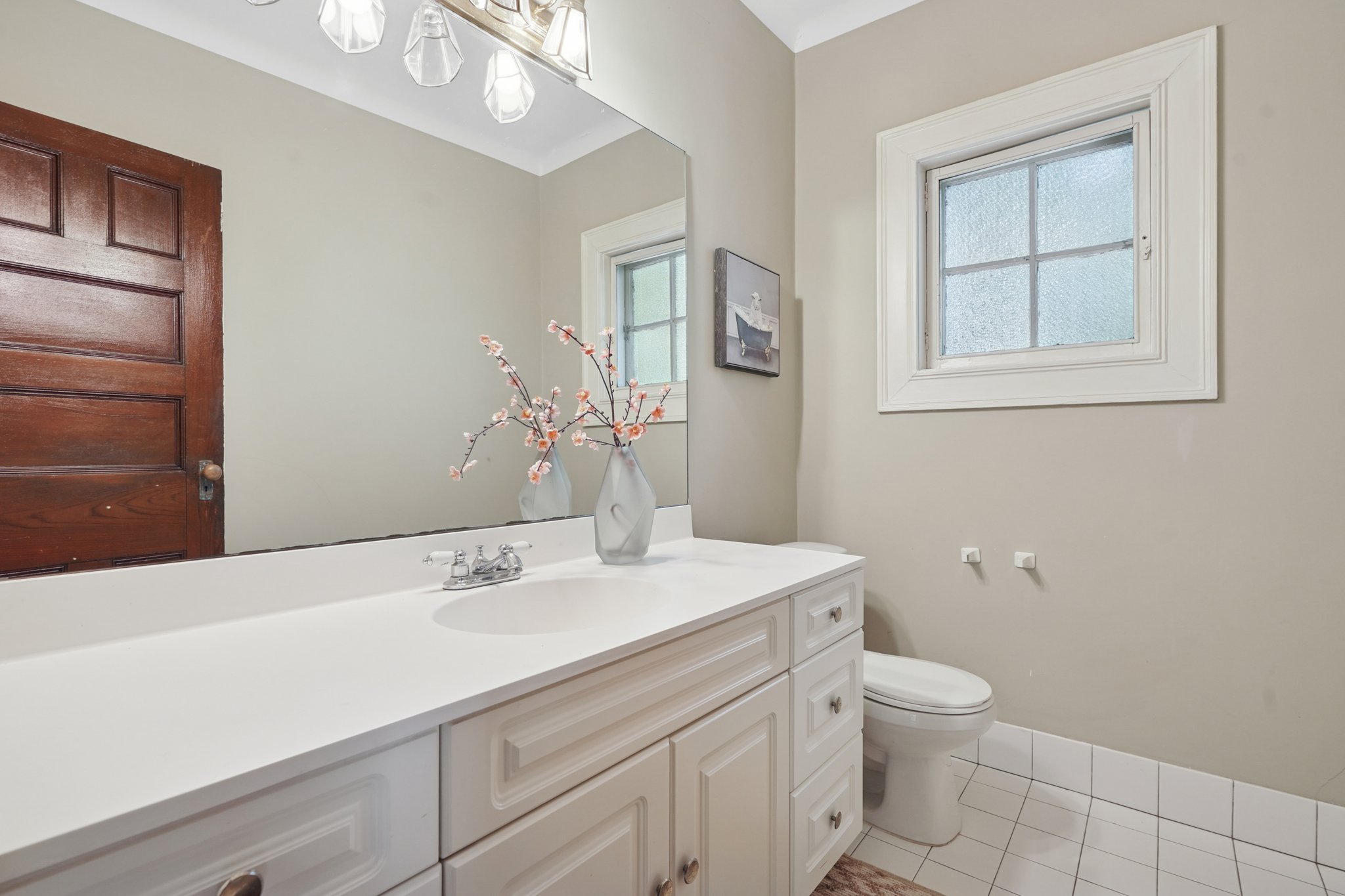 83 S Fullerton Avenue 