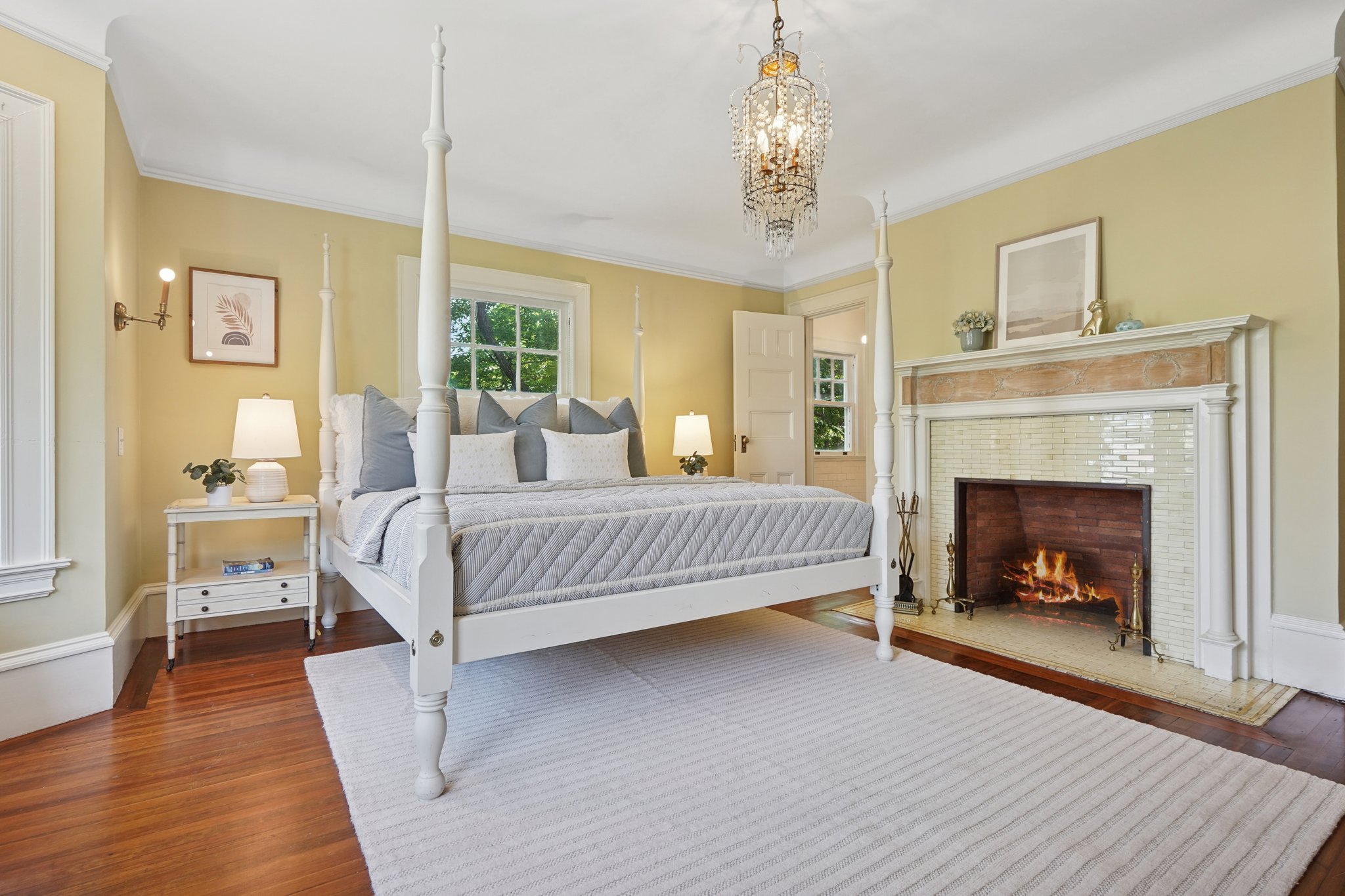 83 S Fullerton Avenue 