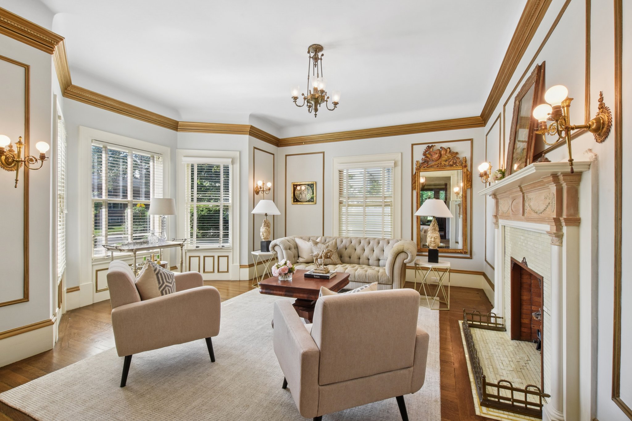 83 S Fullerton Avenue 