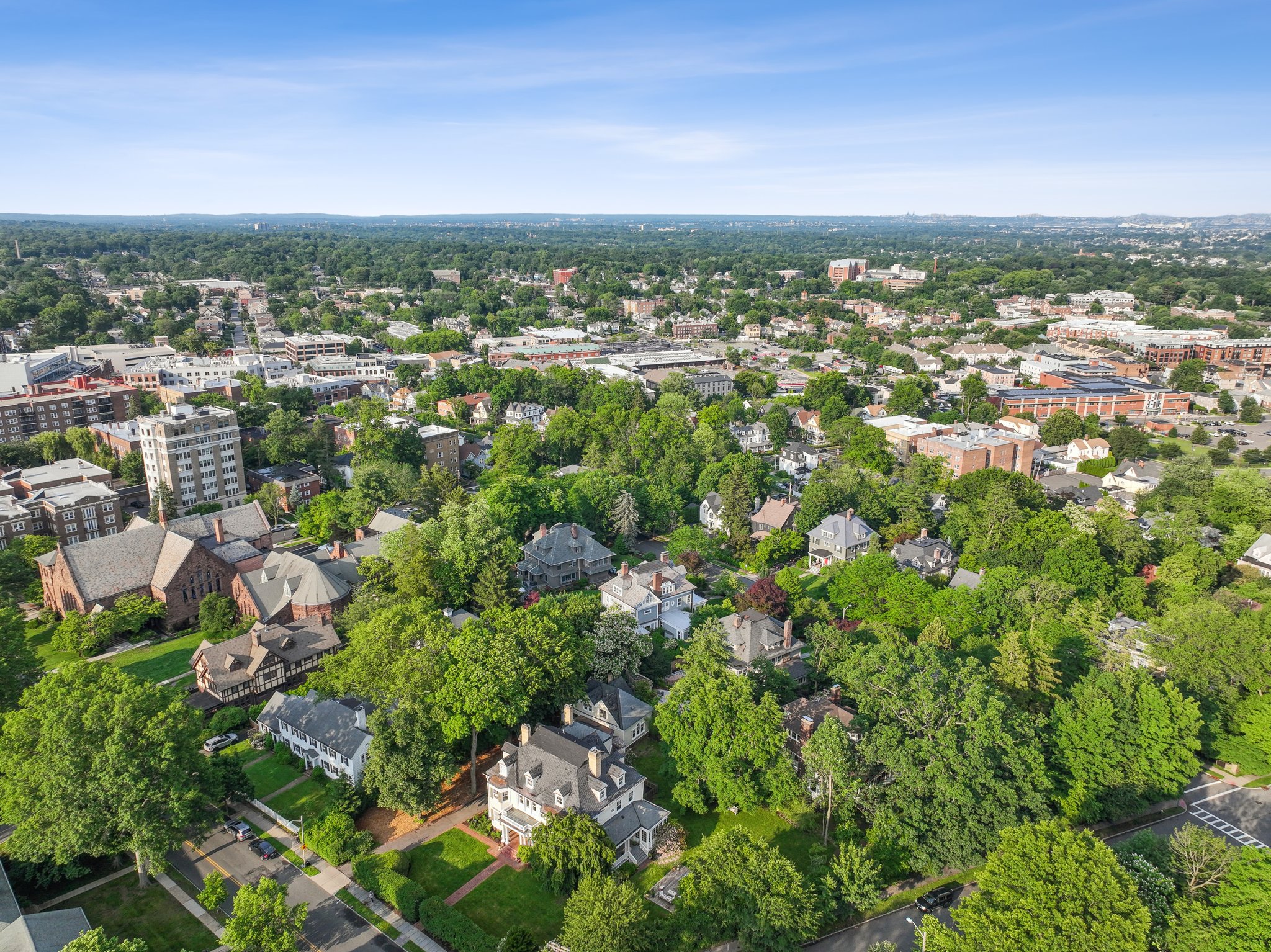 83 S Fullerton Avenue 