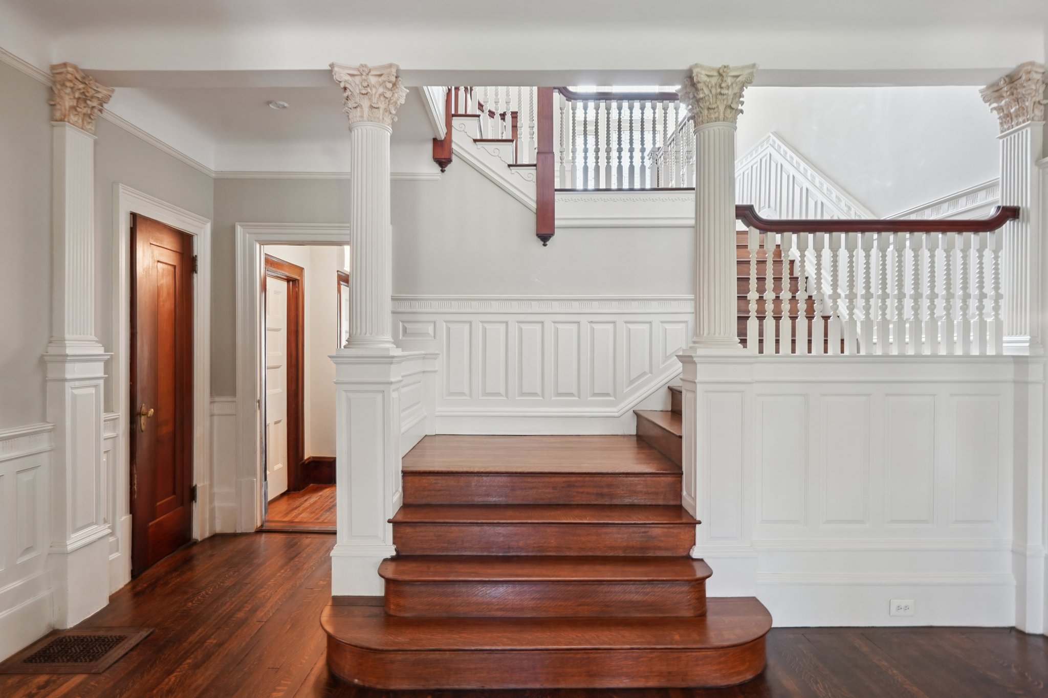 83 S Fullerton Avenue 