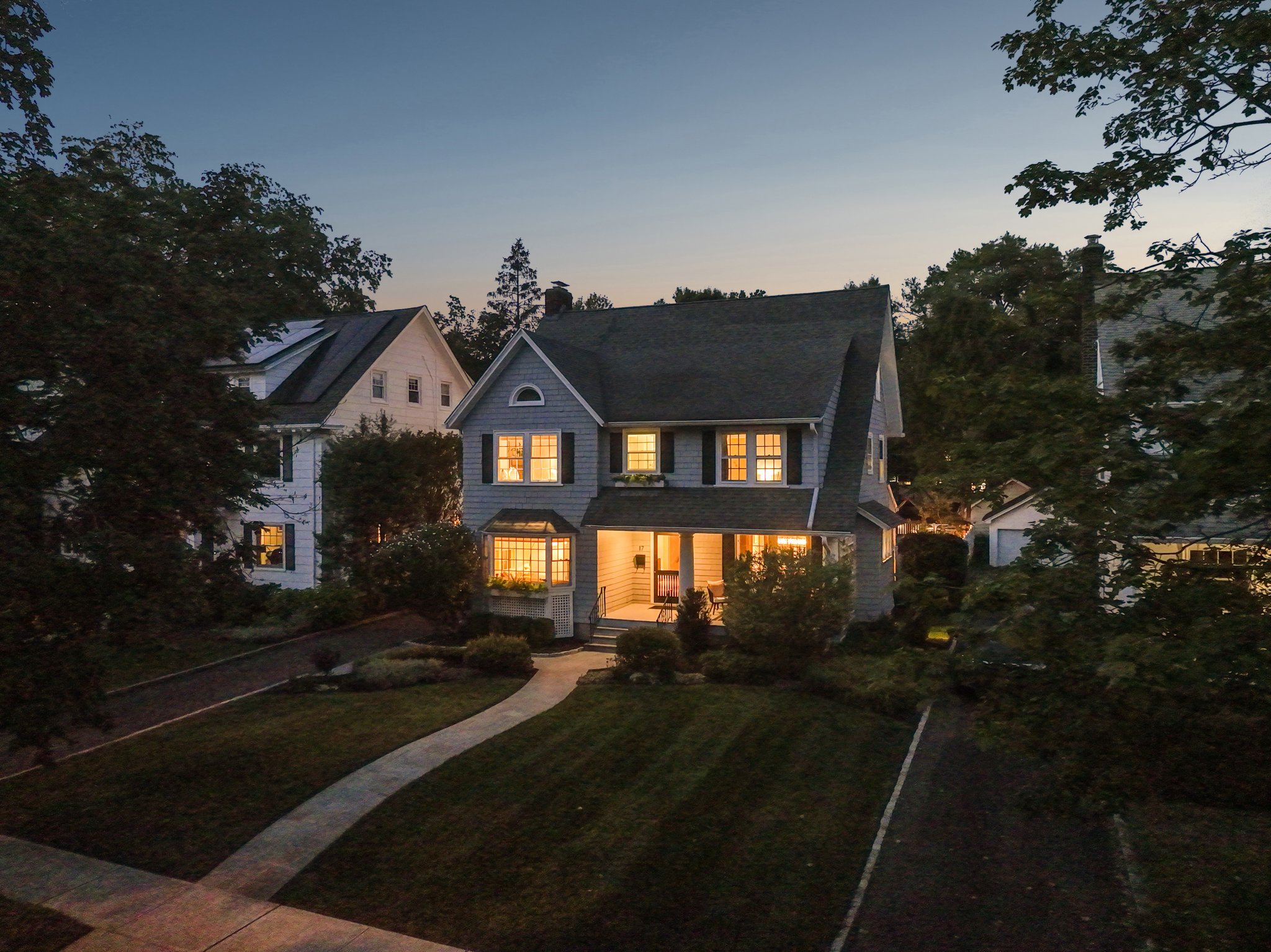 17 Parkway 
