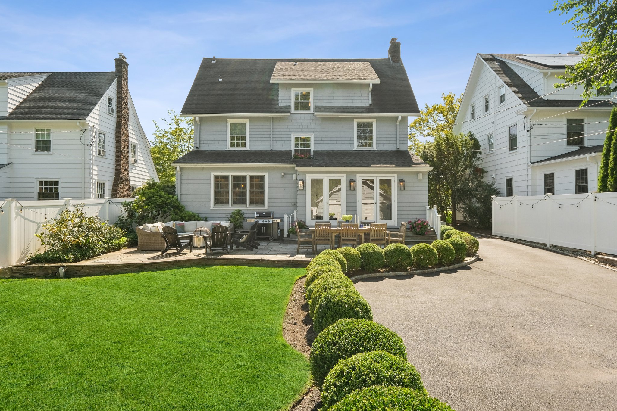 17 Parkway 