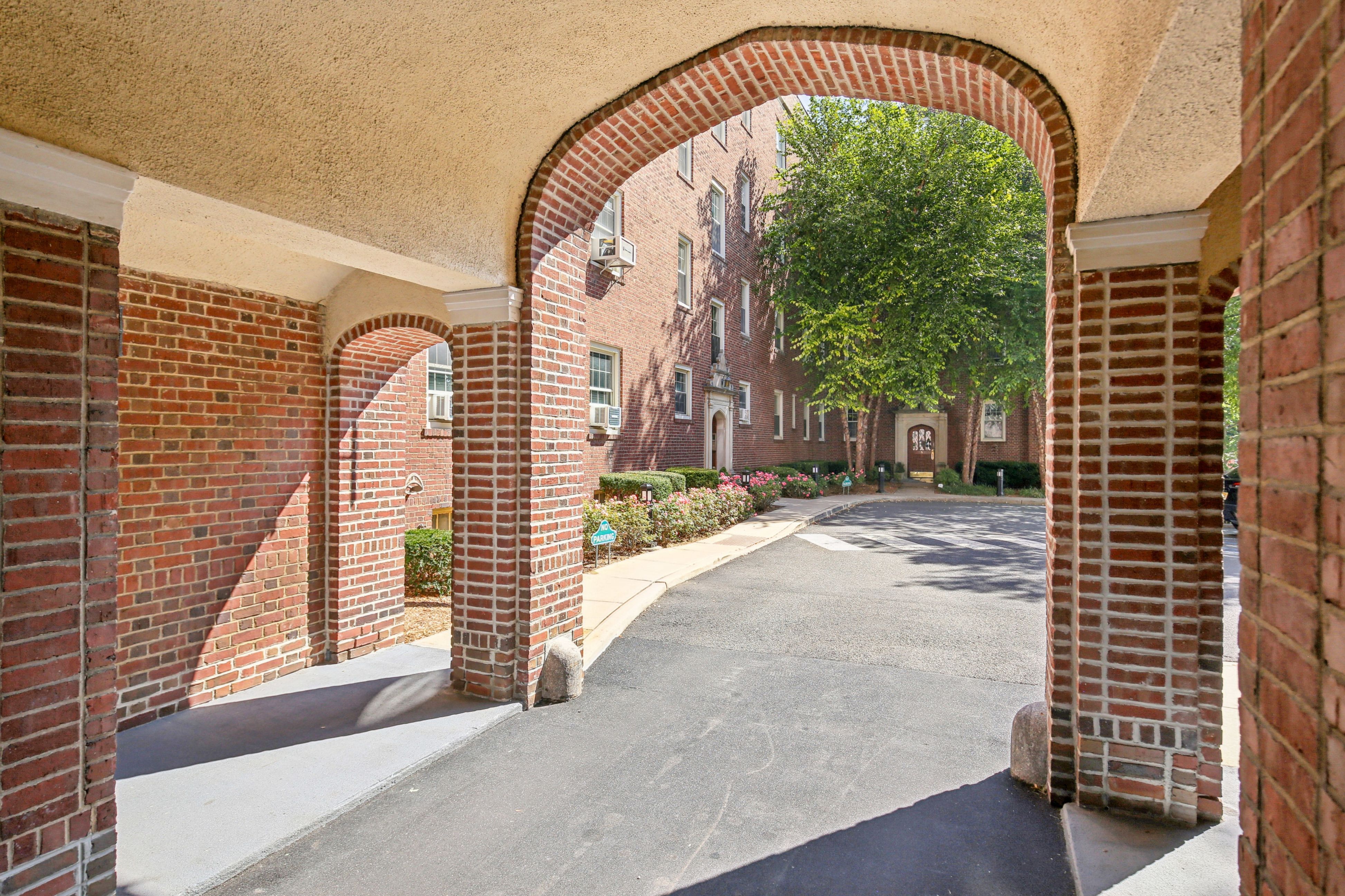 133 Summit Avenue Unit 40