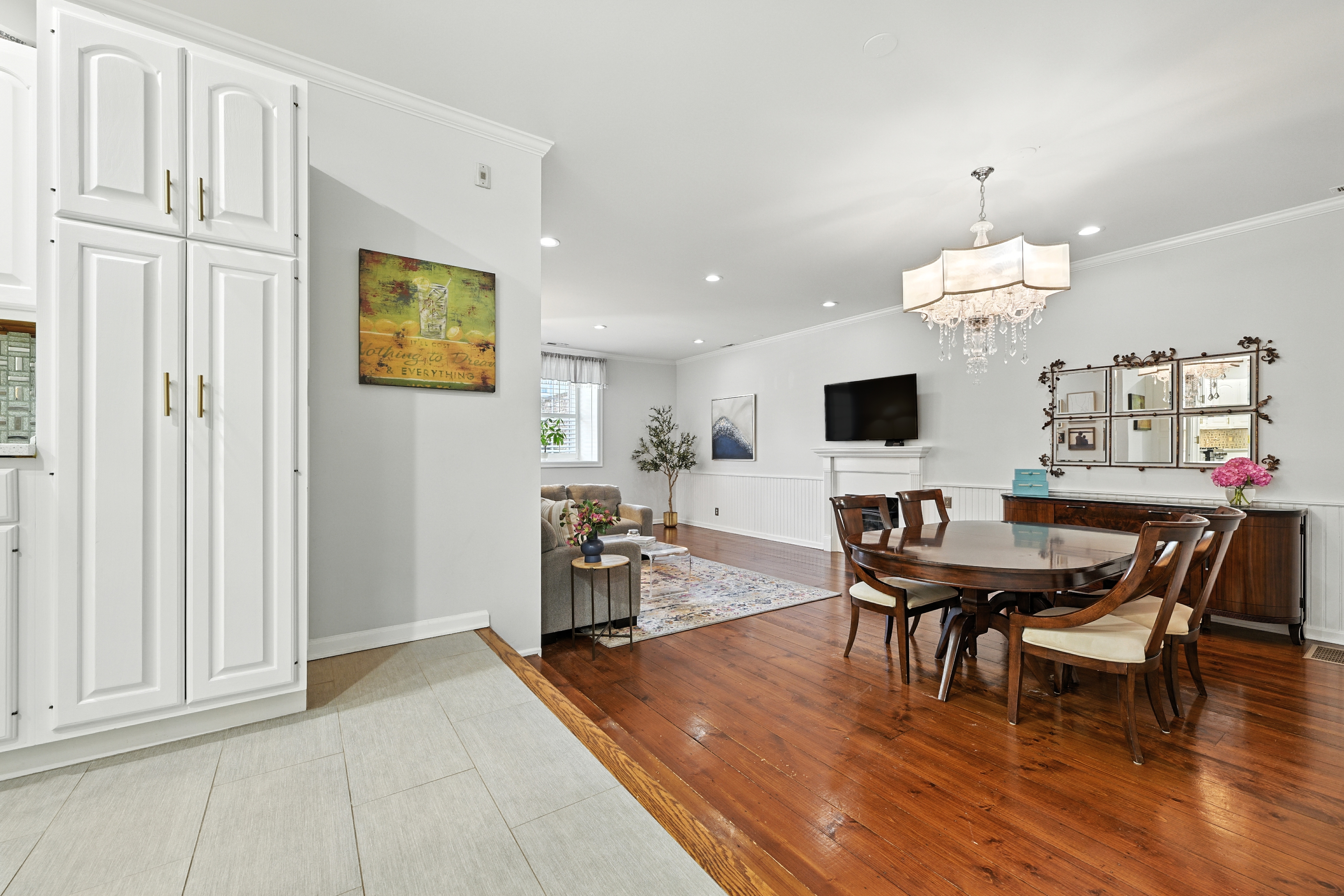 25 Murray Hill Square B:25 U:25