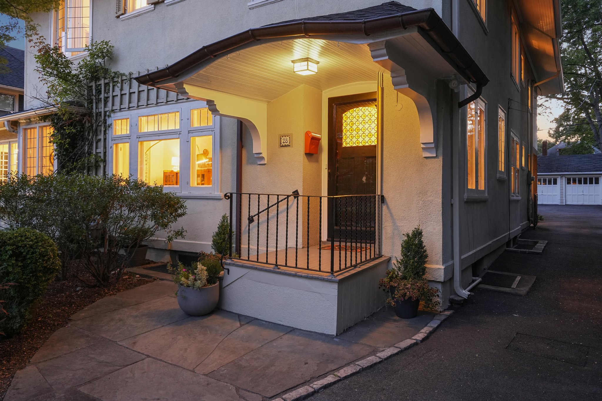 28 Waterbury Road 
