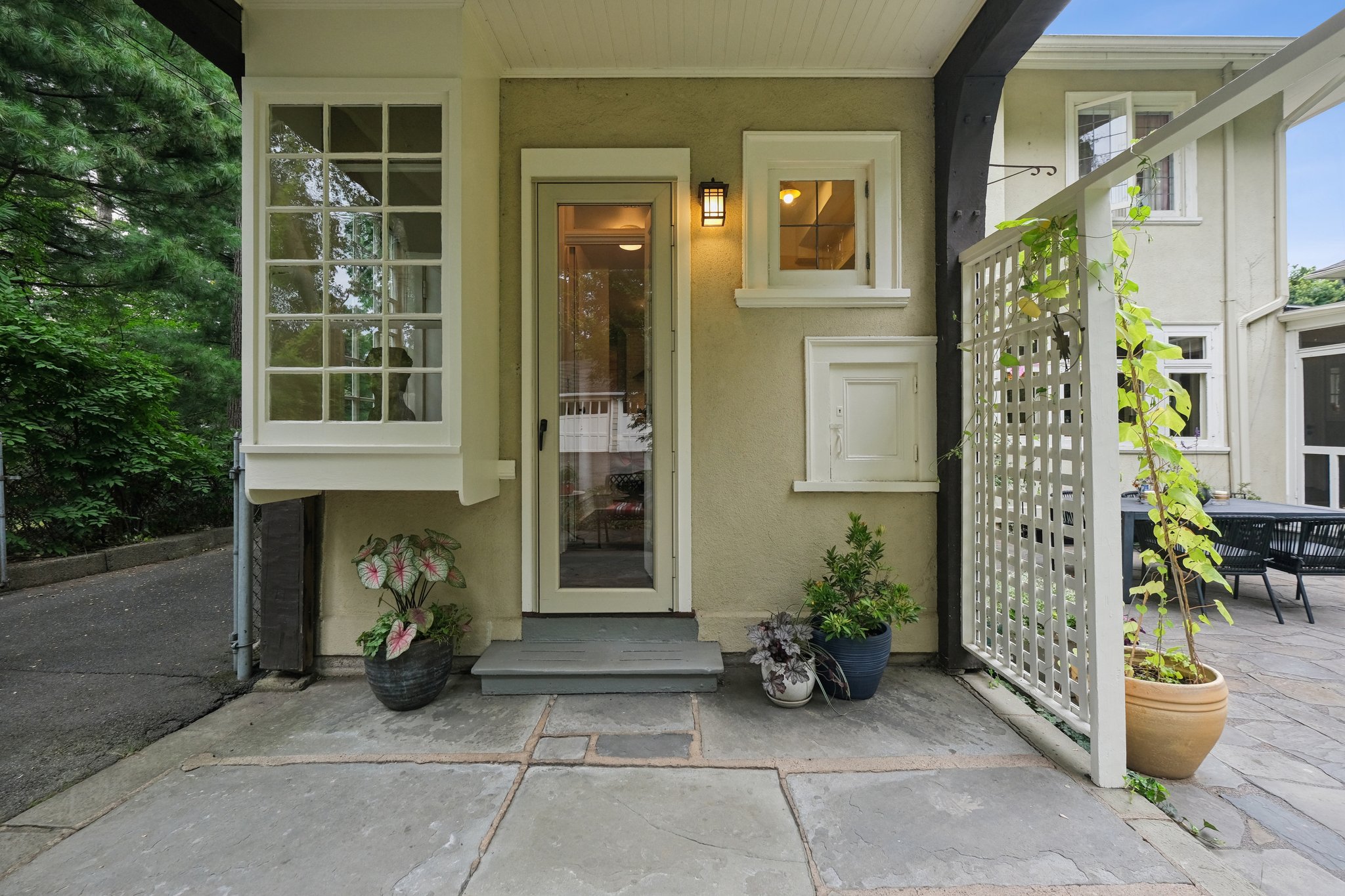 28 Waterbury Road 