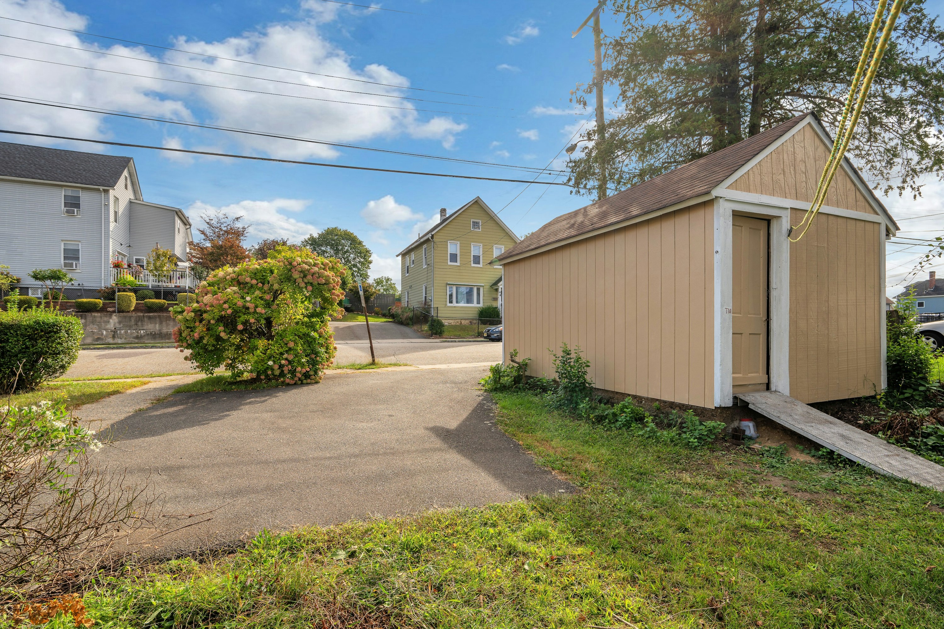 52 Central Avenue 