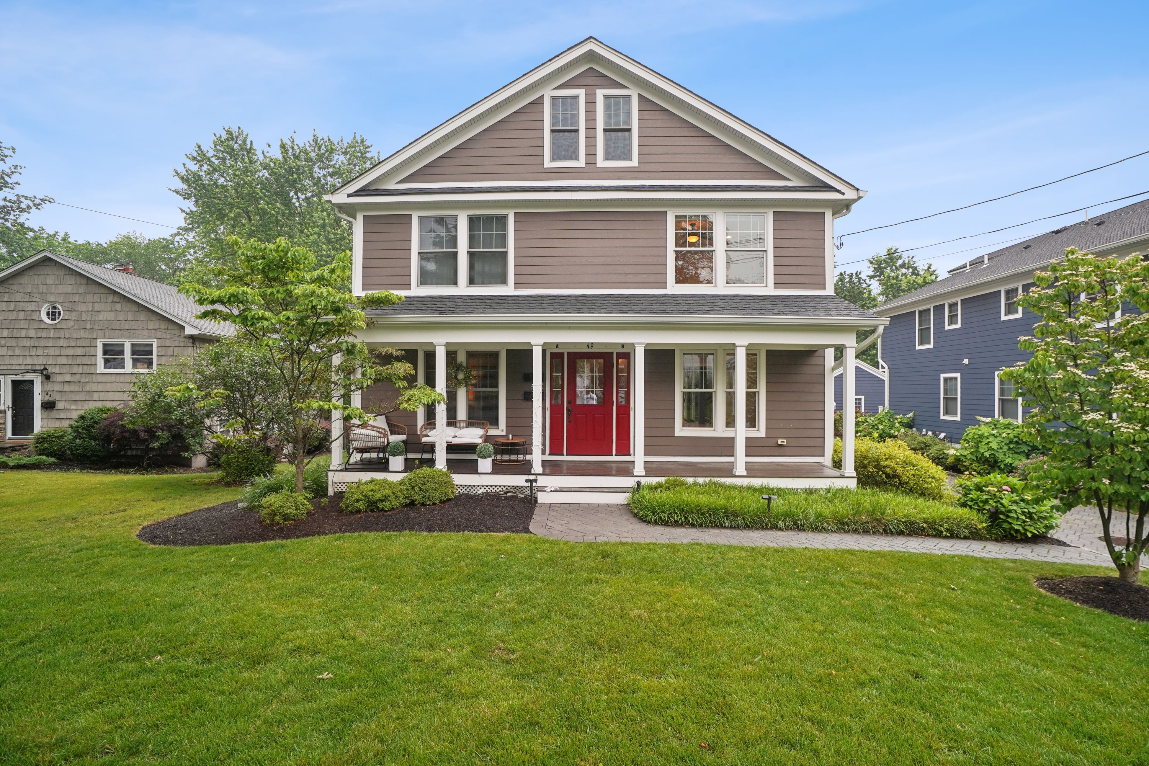 49 Summit Avenue, Unit B 