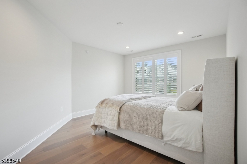 3 Brandywine Pl