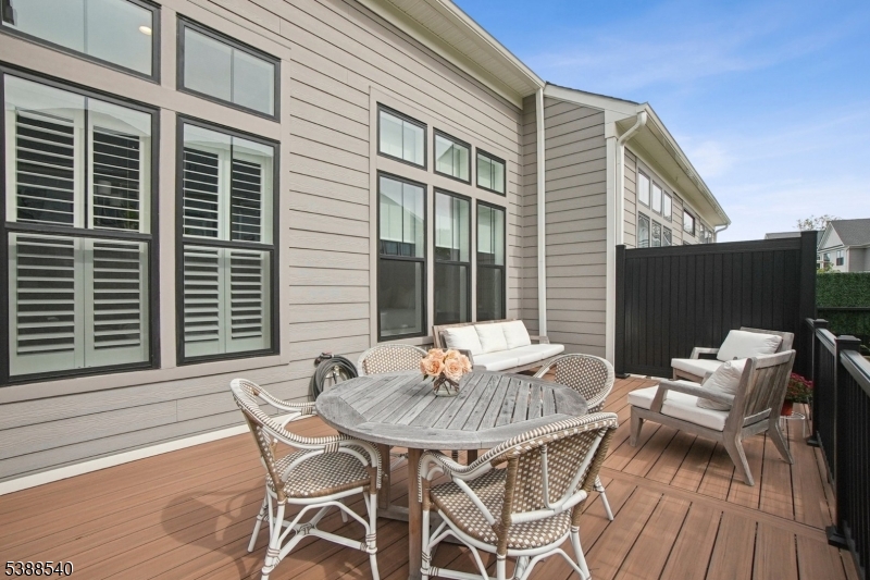 3 Brandywine Pl